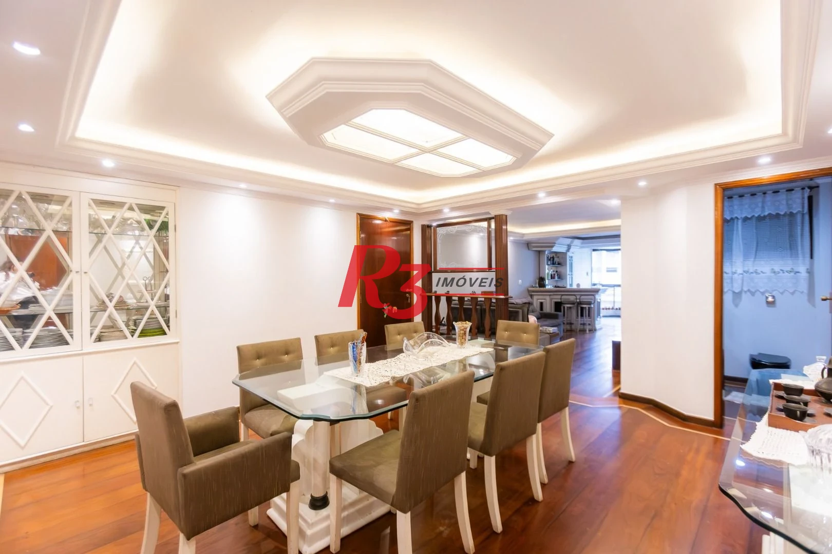 Apartamento com 4 dormitórios à venda, 221 m² por R$ 1.300.000,00 - Ponta da Praia - Santos/SP