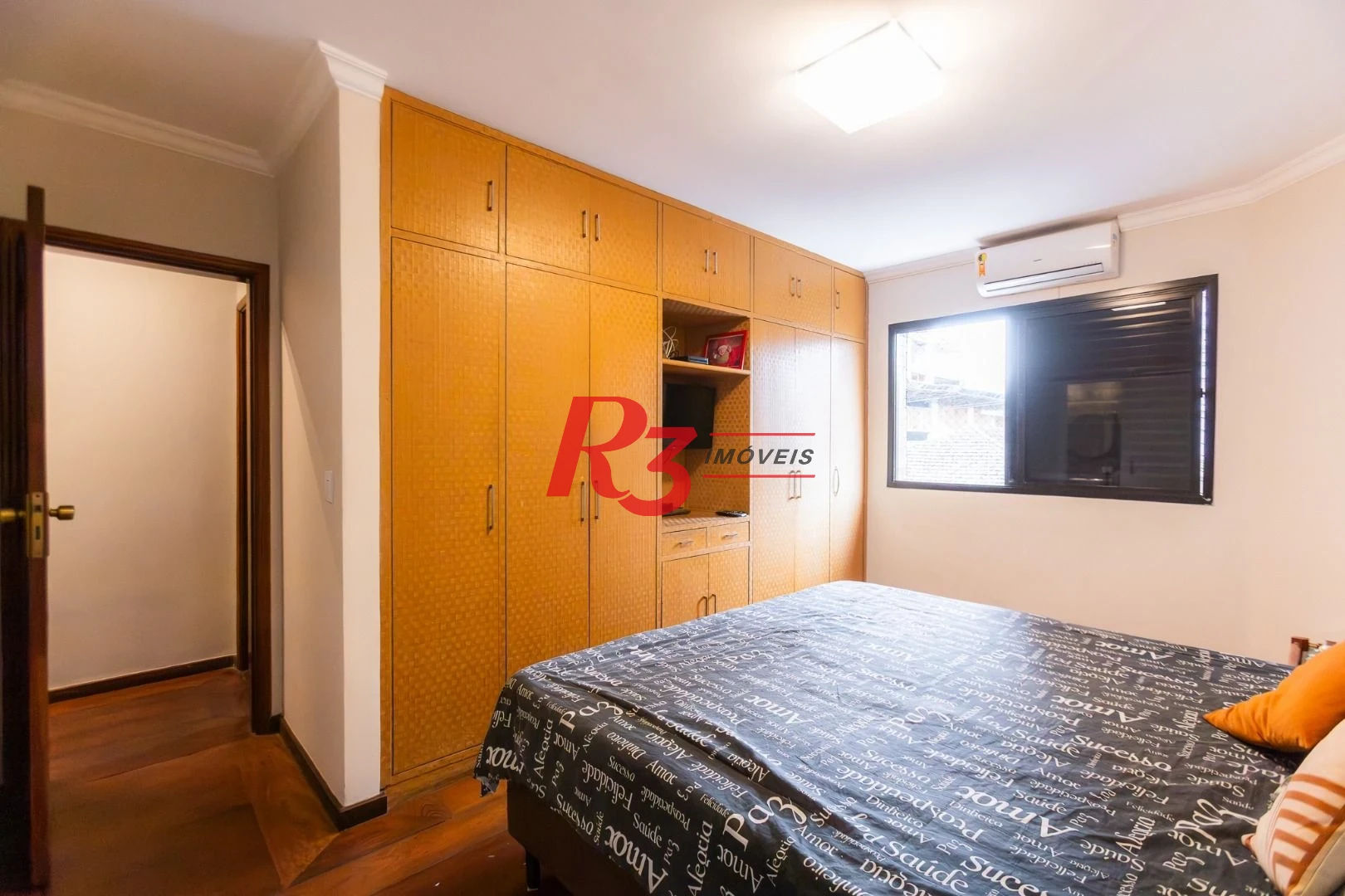 Apartamento com 4 dormitórios à venda, 221 m² por R$ 1.300.000,00 - Ponta da Praia - Santos/SP