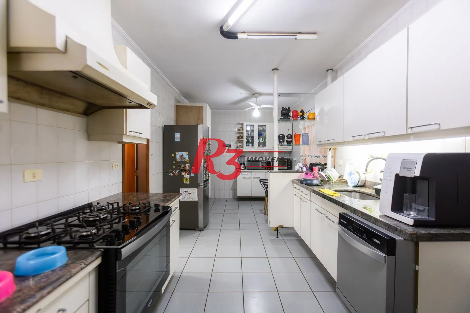 Apartamento com 4 dormitórios à venda, 221 m² por R$ 1.300.000,00 - Ponta da Praia - Santos/SP