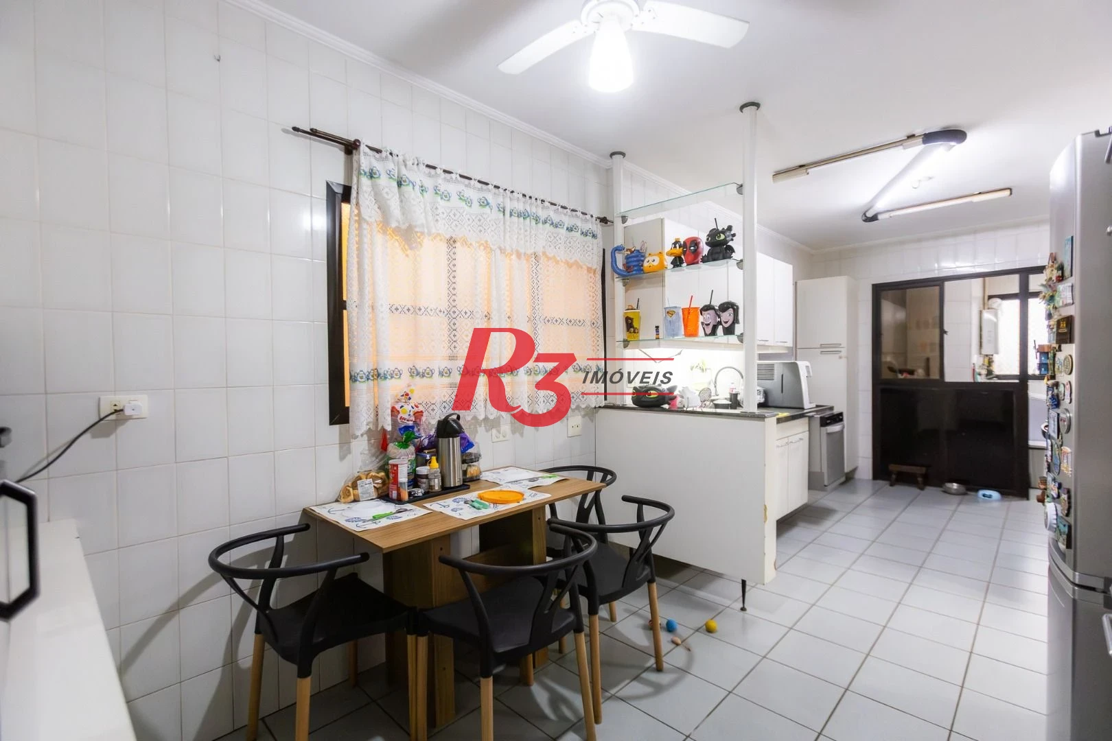 Apartamento com 4 dormitórios à venda, 221 m² por R$ 1.300.000,00 - Ponta da Praia - Santos/SP