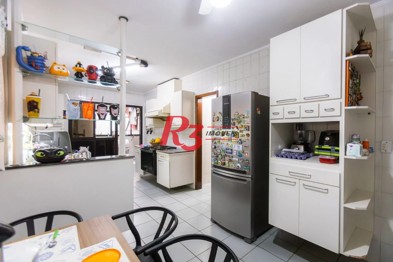Apartamento com 4 dormitórios à venda, 221 m² por R$ 1.300.000,00 - Ponta da Praia - Santos/SP