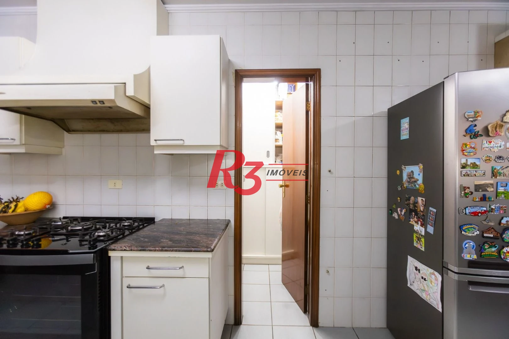 Apartamento com 4 dormitórios à venda, 221 m² por R$ 1.300.000,00 - Ponta da Praia - Santos/SP