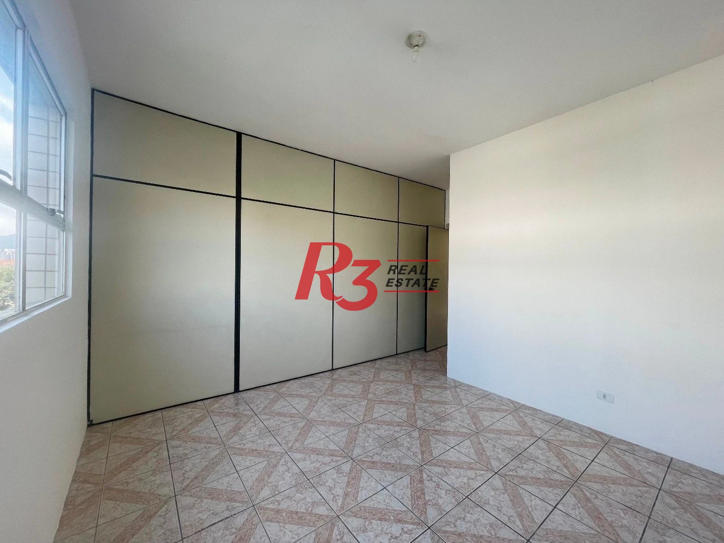 Sala, 73 m² - venda por R$ 350.000,00 ou aluguel por R$ 3.000,00/mês - Vila Belmiro - Santos/SP