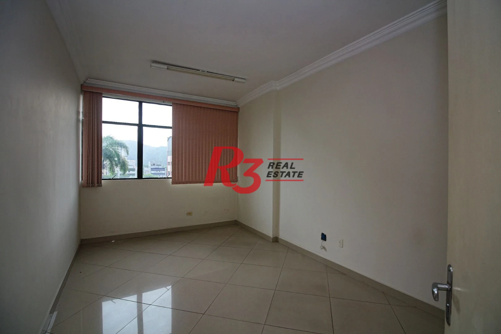 Sala à venda, 122 m² por R$ 800.000,00 - Gonzaga - Santos/SP