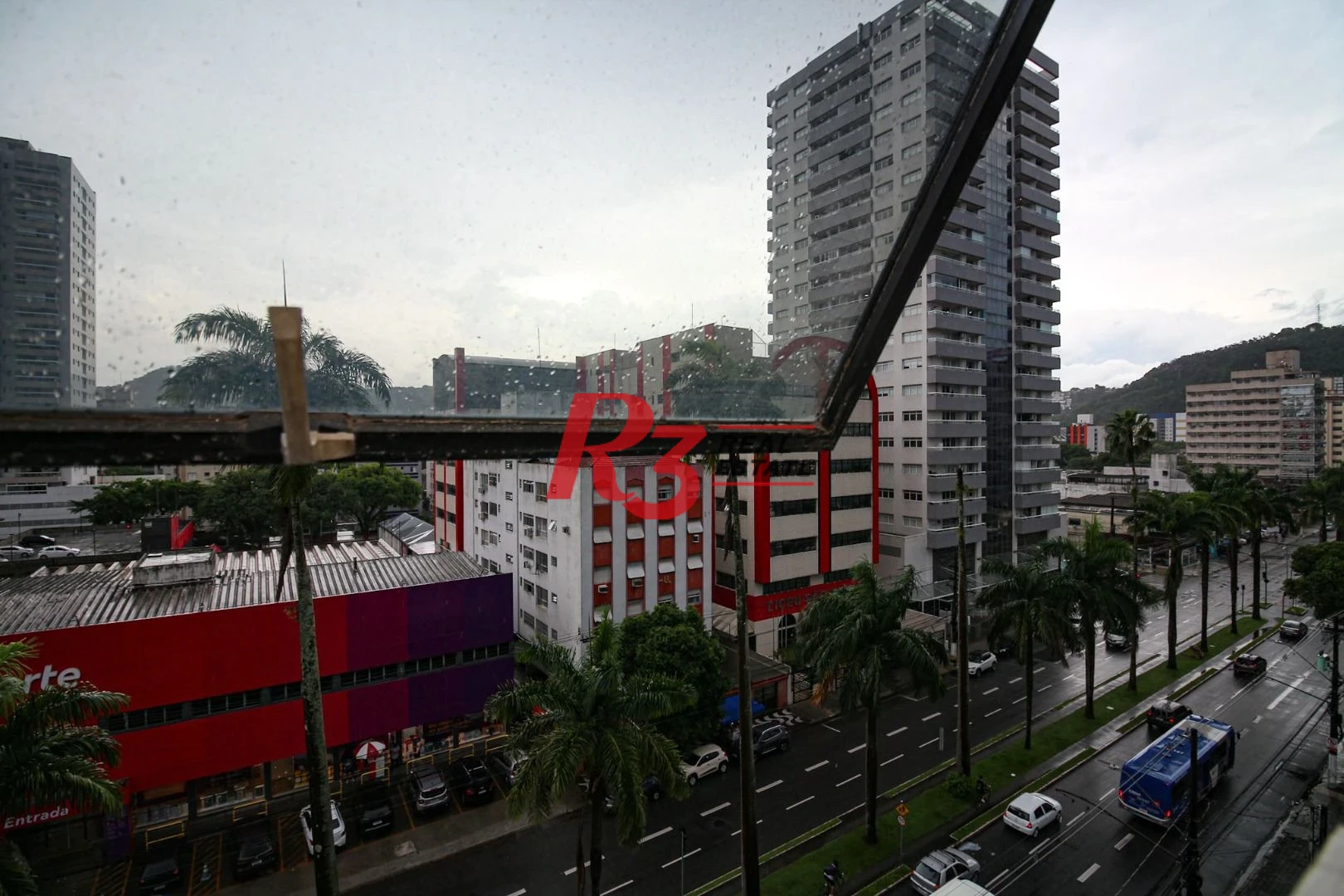 Sala à venda, 122 m² por R$ 800.000,00 - Gonzaga - Santos/SP