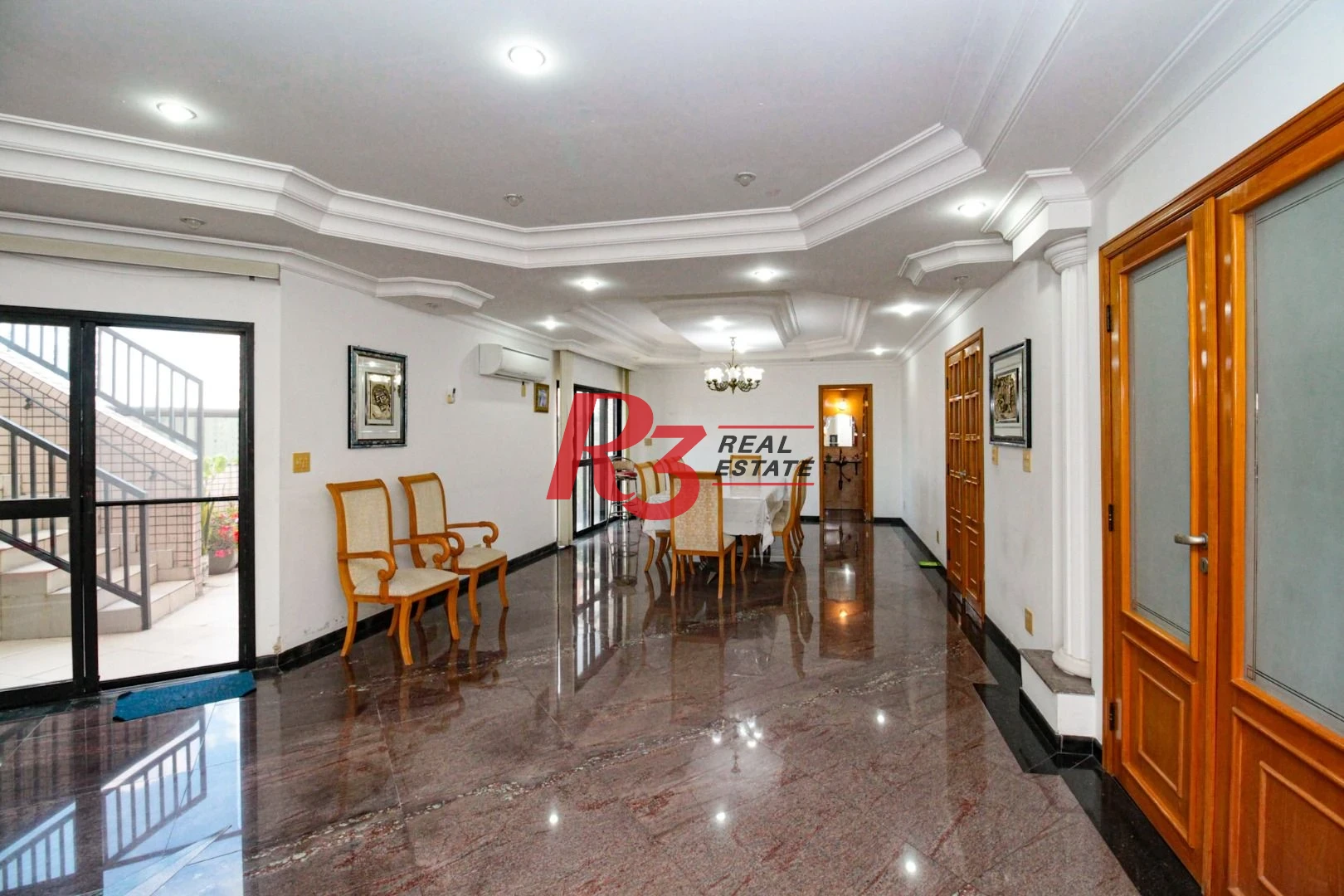 Cobertura com 4 dormitórios à venda, 800 m² por R$ 4.000.000,00 - Vila Guilhermina - Praia Grande/SP