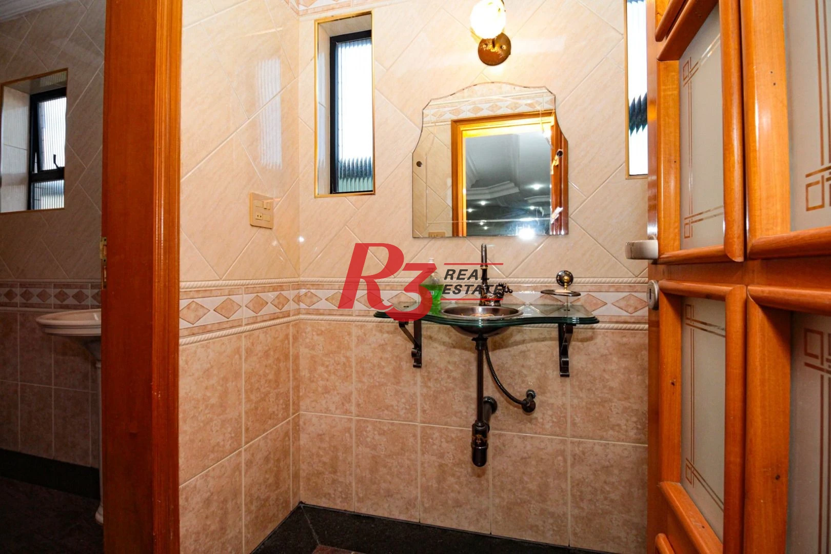 Cobertura com 4 dormitórios à venda, 800 m² por R$ 4.000.000,00 - Vila Guilhermina - Praia Grande/SP