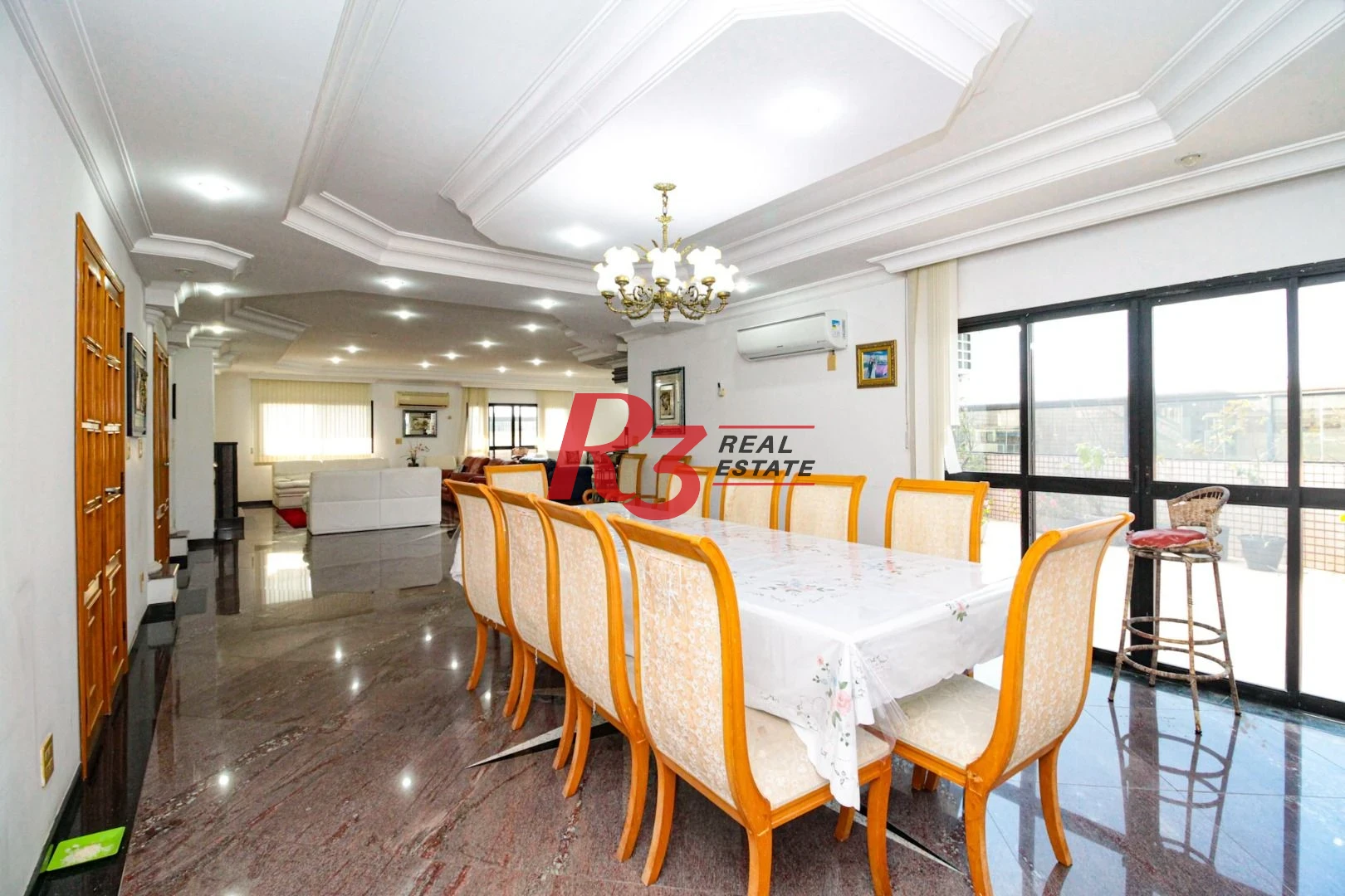 Cobertura com 4 dormitórios à venda, 800 m² por R$ 4.000.000,00 - Vila Guilhermina - Praia Grande/SP