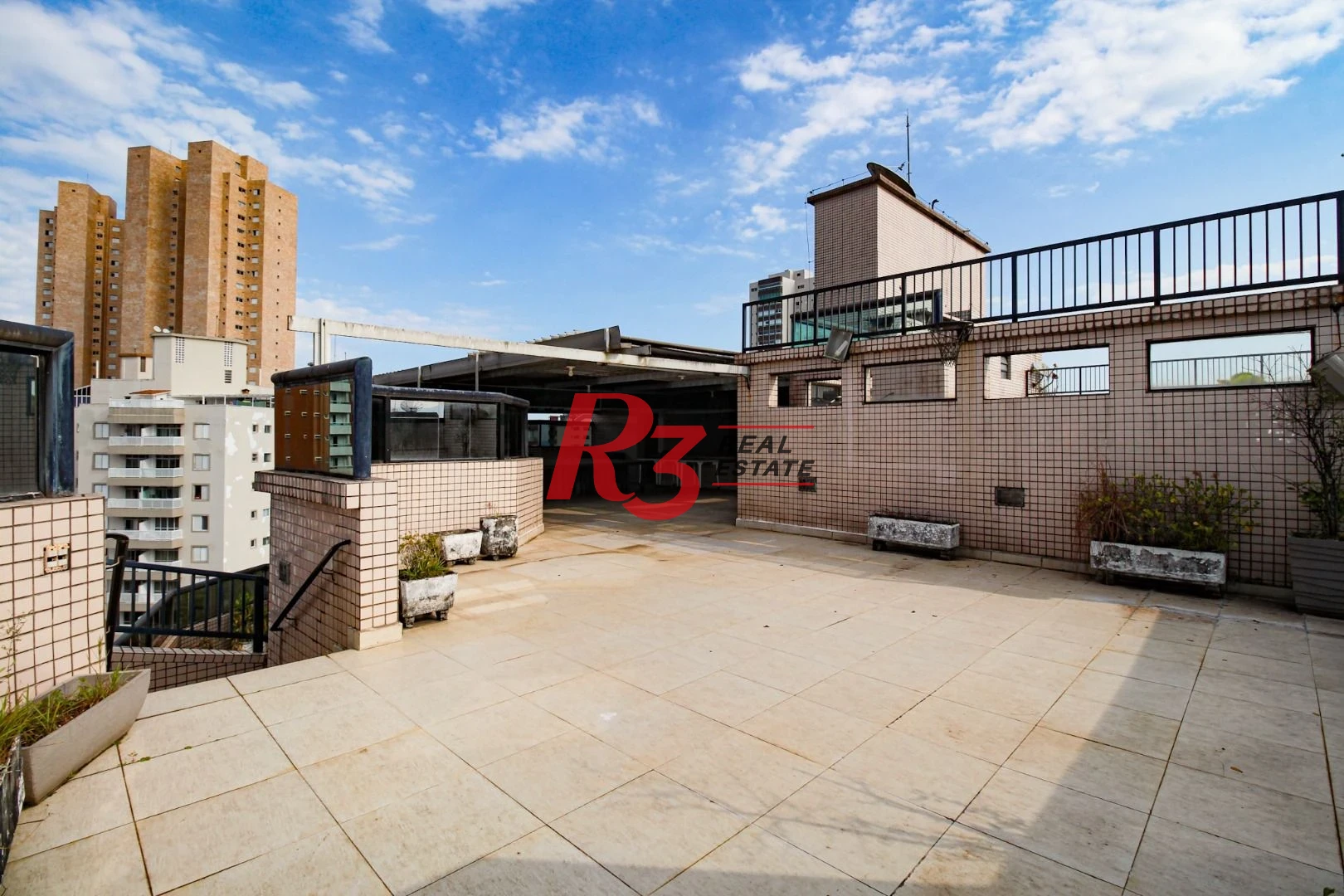 Cobertura com 4 dormitórios à venda, 800 m² por R$ 4.000.000,00 - Vila Guilhermina - Praia Grande/SP