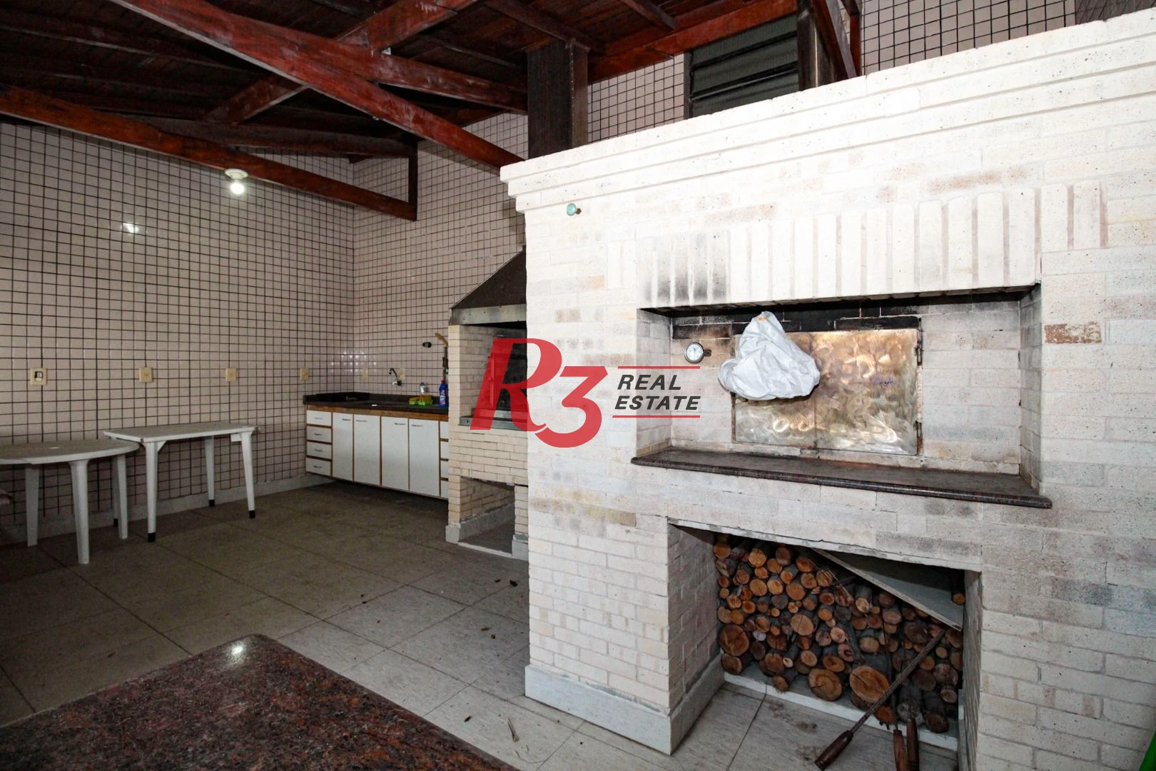 Cobertura com 4 dormitórios à venda, 800 m² por R$ 4.000.000,00 - Vila Guilhermina - Praia Grande/SP
