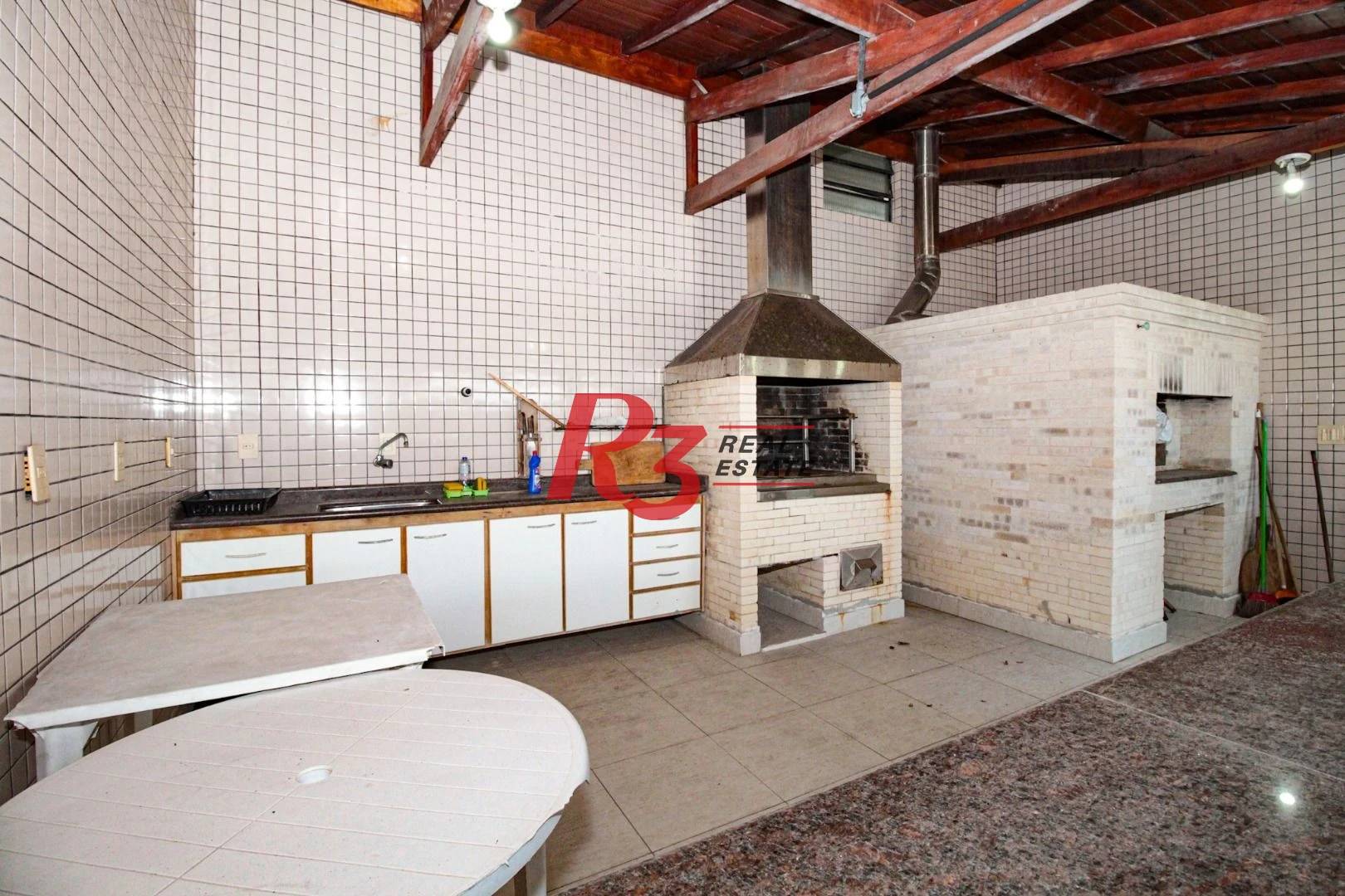 Cobertura com 4 dormitórios à venda, 800 m² por R$ 4.000.000,00 - Vila Guilhermina - Praia Grande/SP