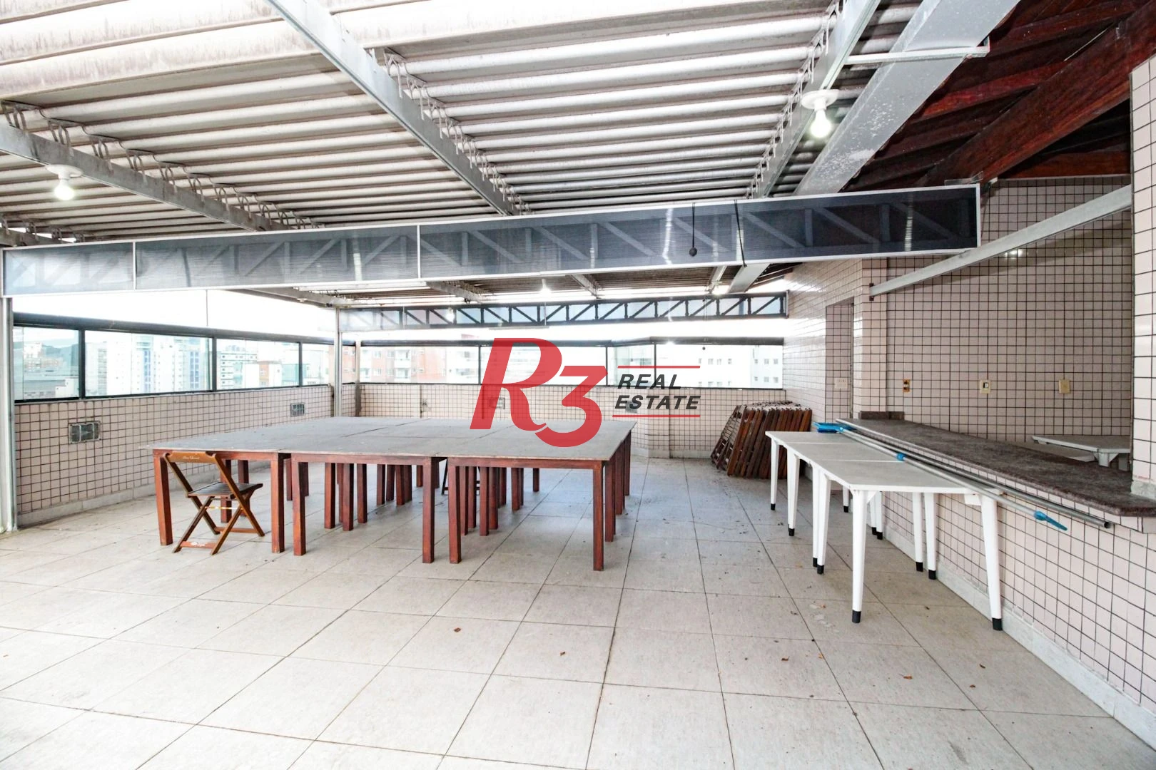 Cobertura com 4 dormitórios à venda, 800 m² por R$ 4.000.000,00 - Vila Guilhermina - Praia Grande/SP
