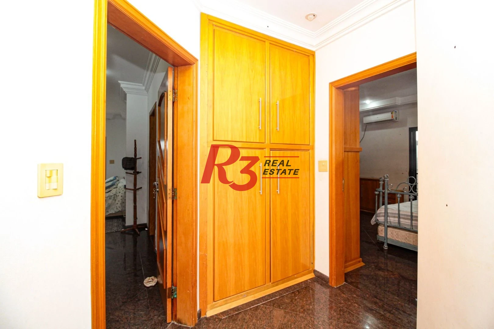 Cobertura com 4 dormitórios à venda, 800 m² por R$ 4.000.000,00 - Vila Guilhermina - Praia Grande/SP