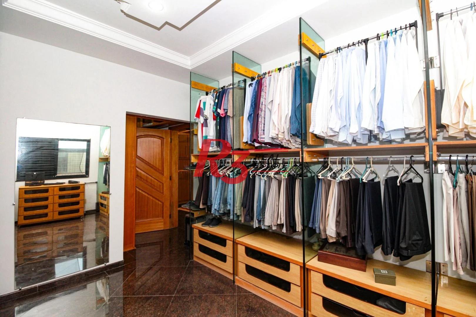 Cobertura com 4 dormitórios à venda, 800 m² por R$ 4.000.000,00 - Vila Guilhermina - Praia Grande/SP