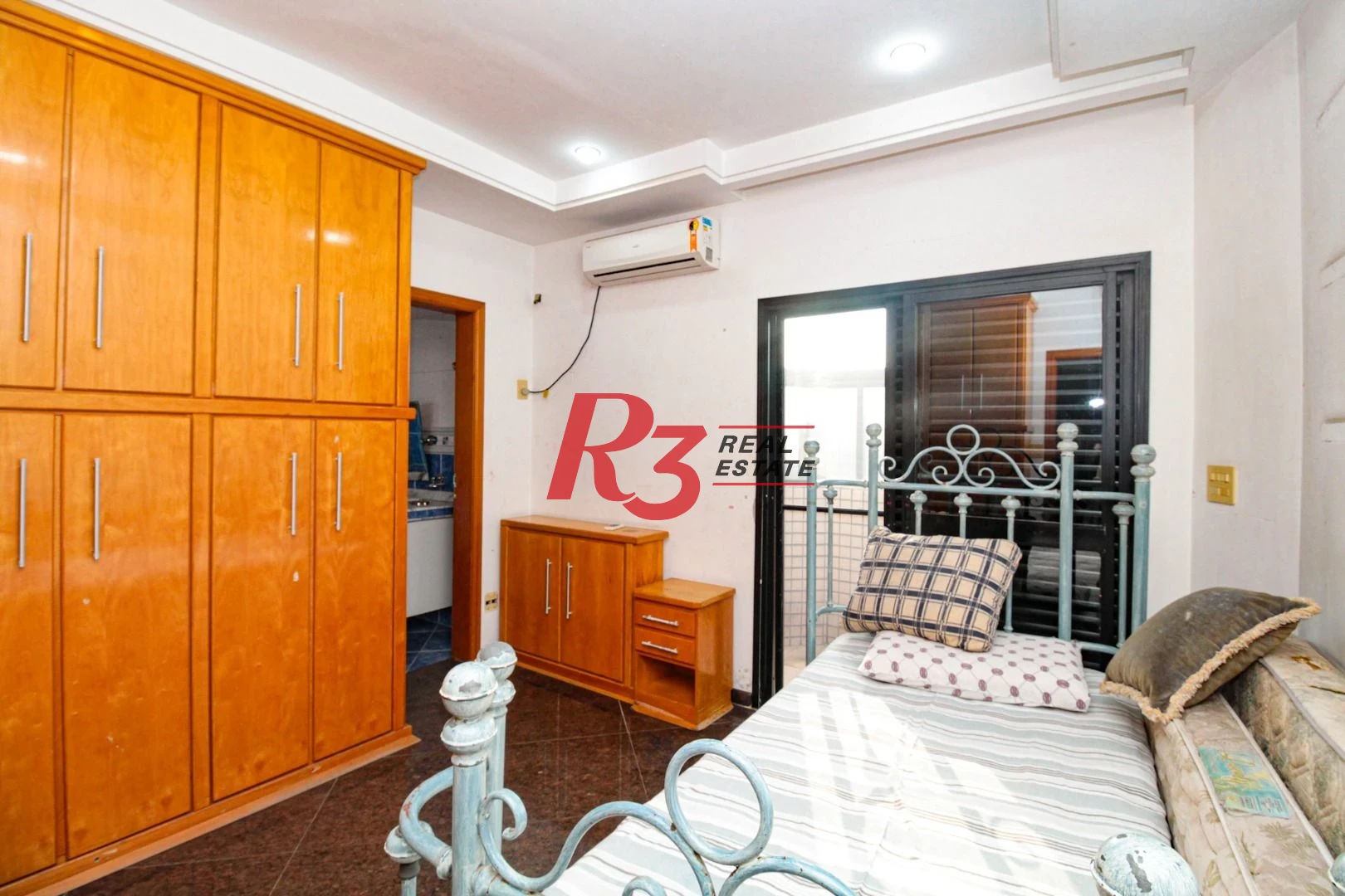 Cobertura com 4 dormitórios à venda, 800 m² por R$ 4.000.000,00 - Vila Guilhermina - Praia Grande/SP