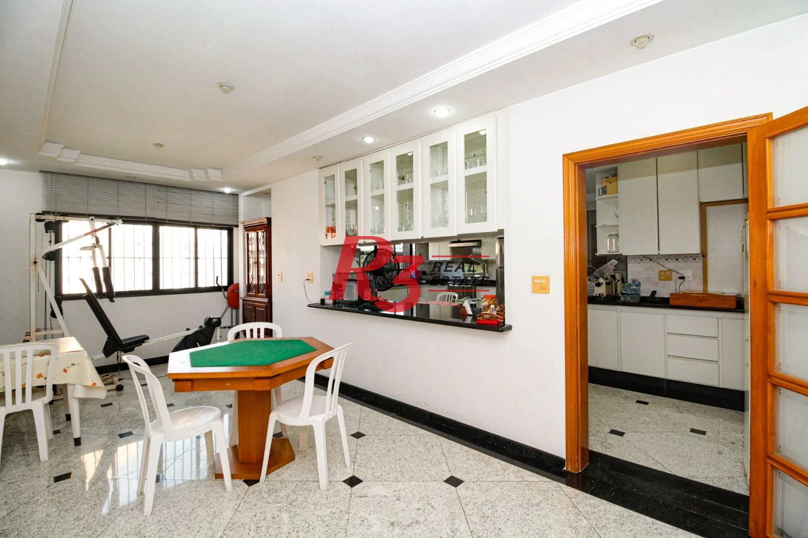 Cobertura com 4 dormitórios à venda, 800 m² por R$ 4.000.000,00 - Vila Guilhermina - Praia Grande/SP