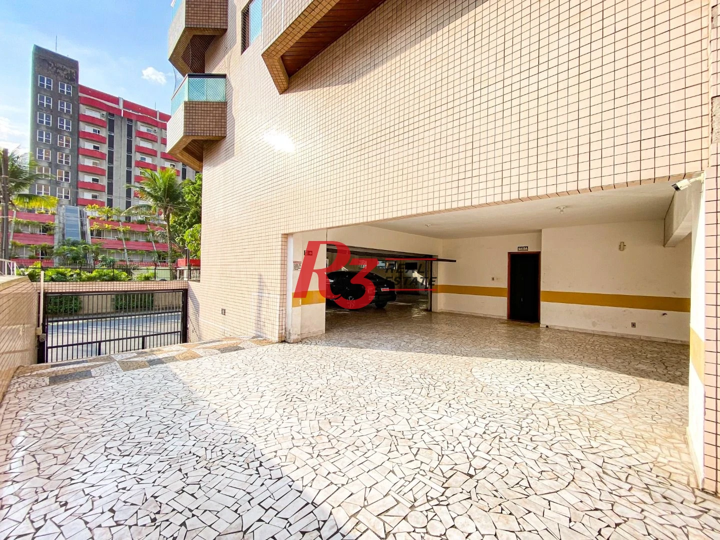 Cobertura com 4 dormitórios à venda, 800 m² por R$ 4.000.000,00 - Vila Guilhermina - Praia Grande/SP