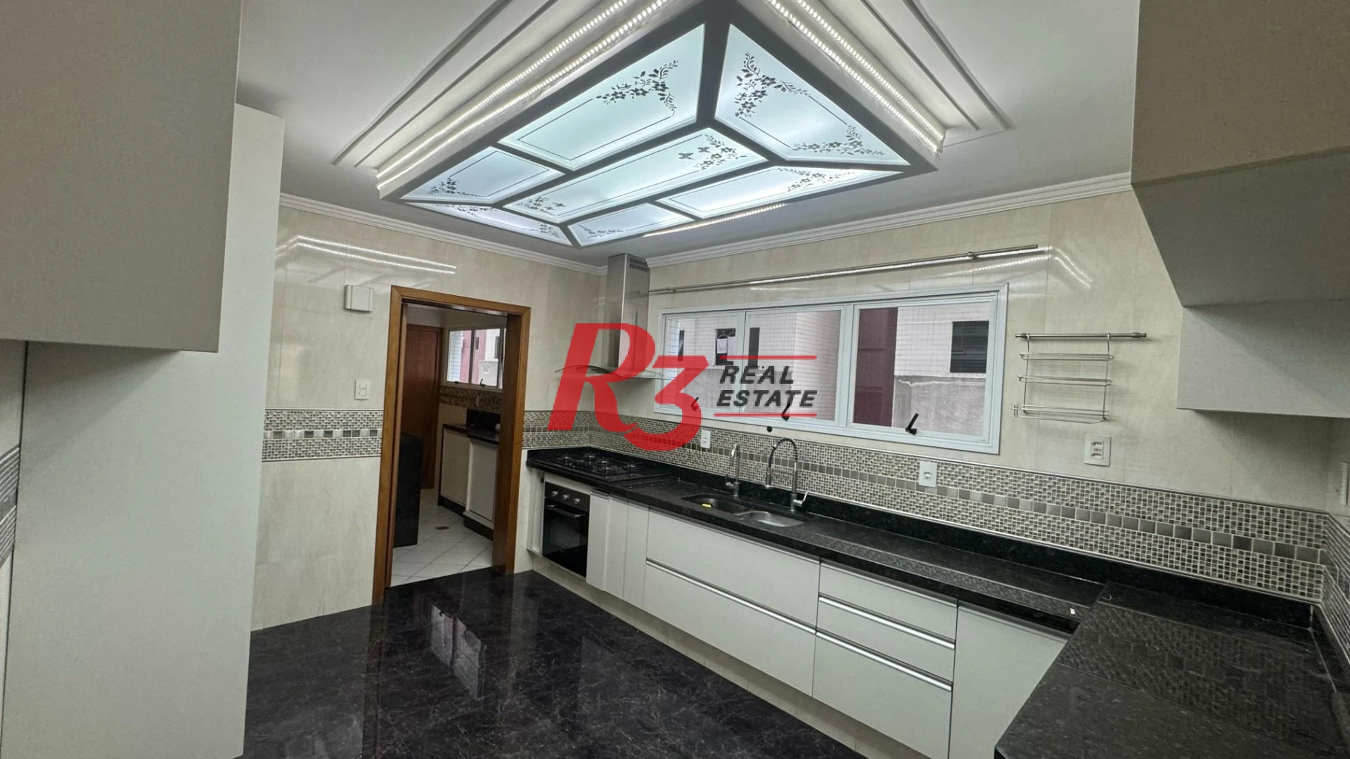 Apartamento à venda, 161 m² por R$ 1.590.000,00 - Gonzaga - Santos/SP