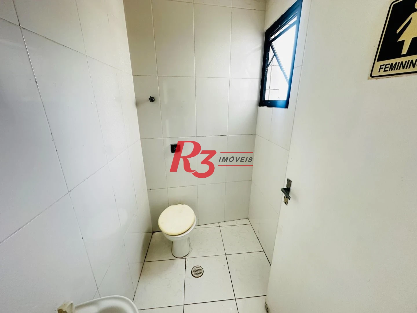 Sala, 76 m² - venda por R$ 300.000,00 ou aluguel por R$ 3.000,00/mês - Centro - Santos/SP