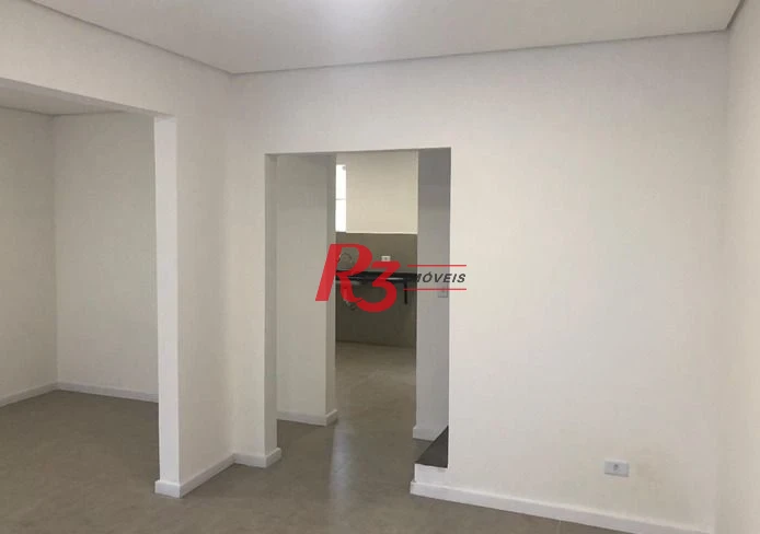 Sobrado à venda, 116 m² por R$ 690.000,00 - Gonzaga - Santos/SP