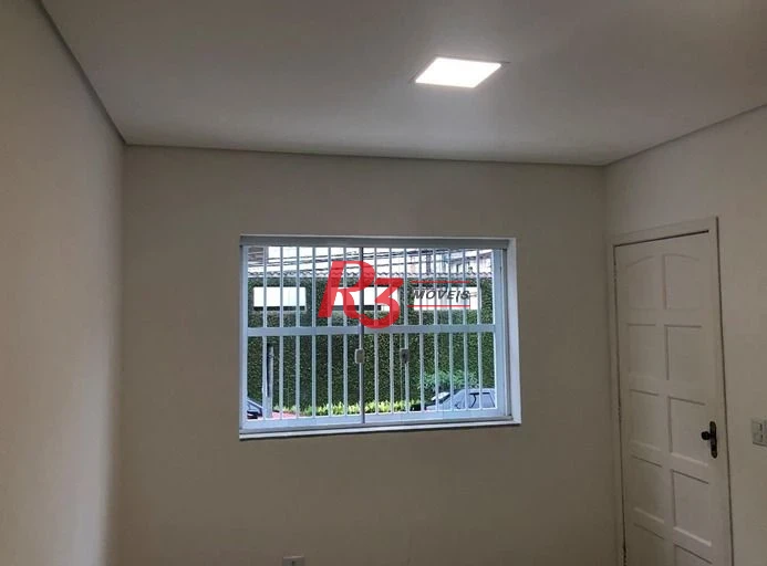 Sobrado à venda, 116 m² por R$ 690.000,00 - Gonzaga - Santos/SP
