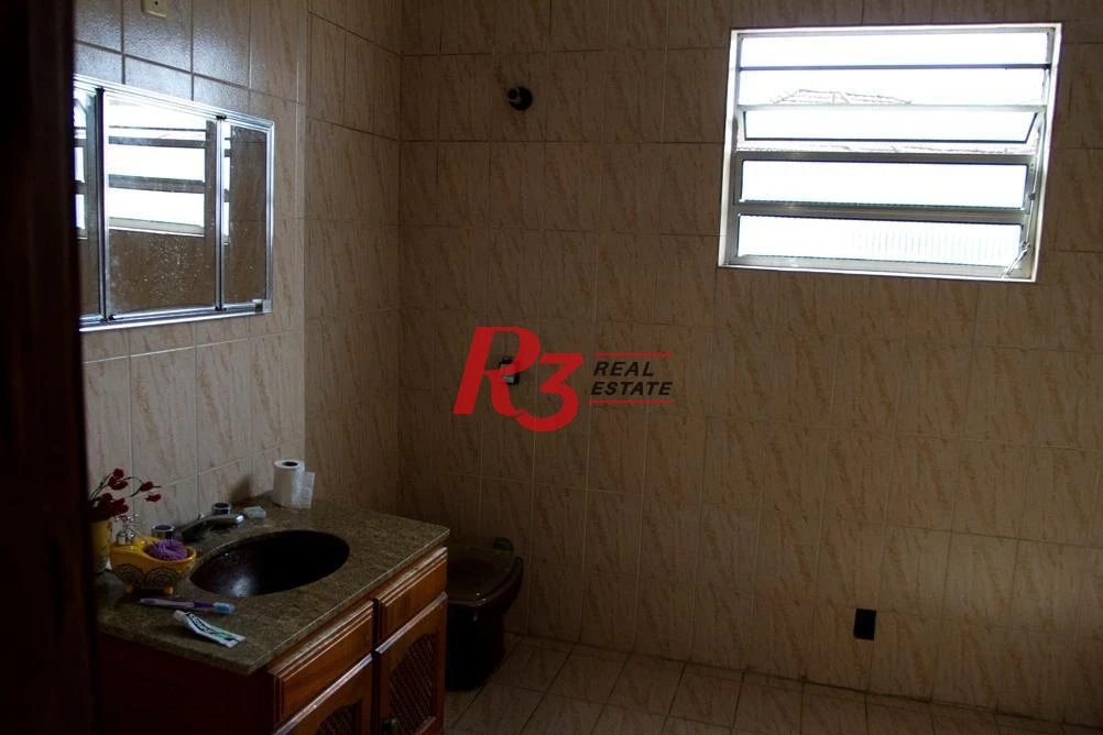 Sobrado com 3 dormitórios à venda, 110 m² por R$ 455.000,00 - Vila Belmiro - Santos/SP