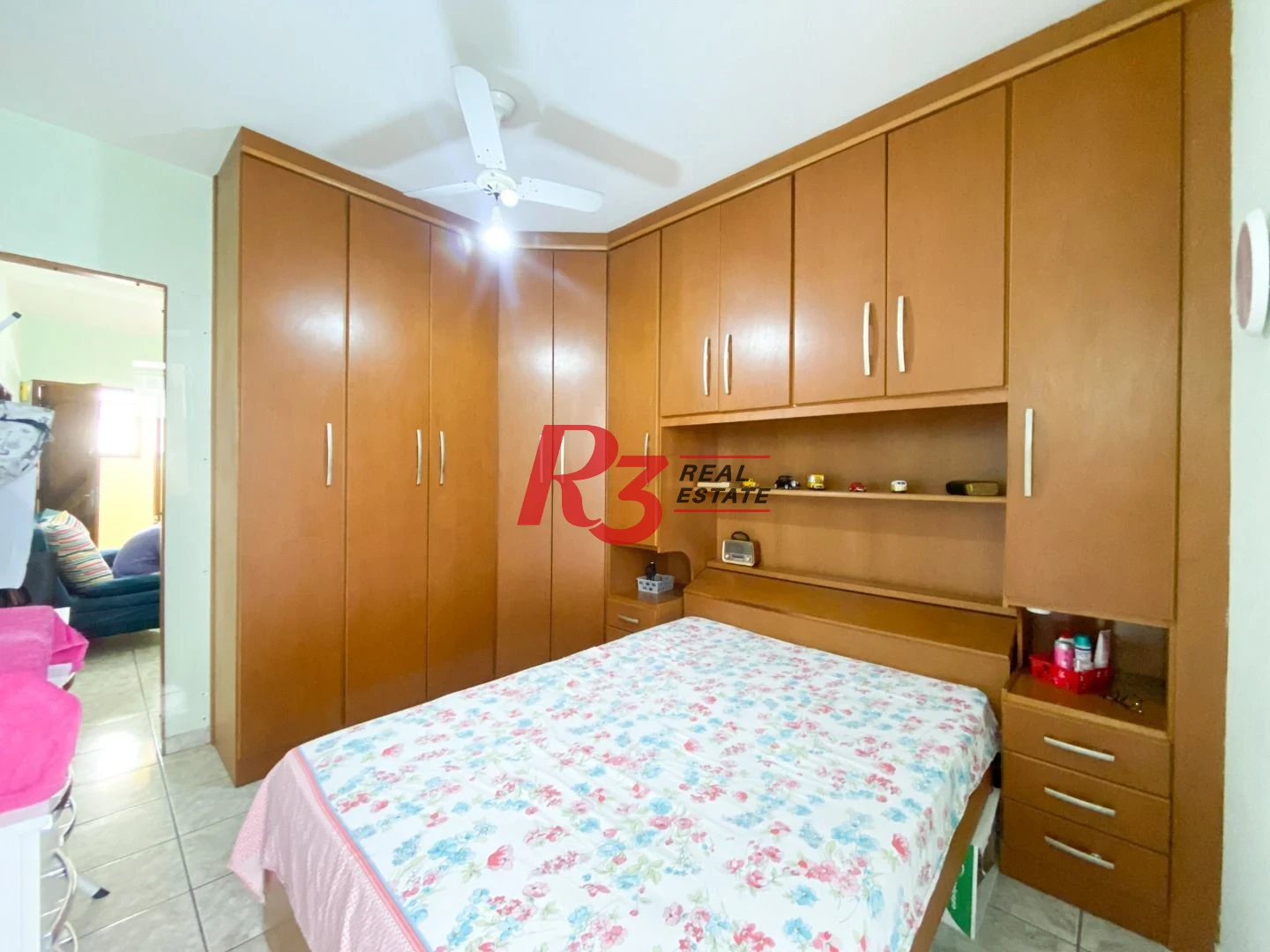 Excelente apartamento com vista mar. 1 dormitório no Gonzaga em Santos-SP
