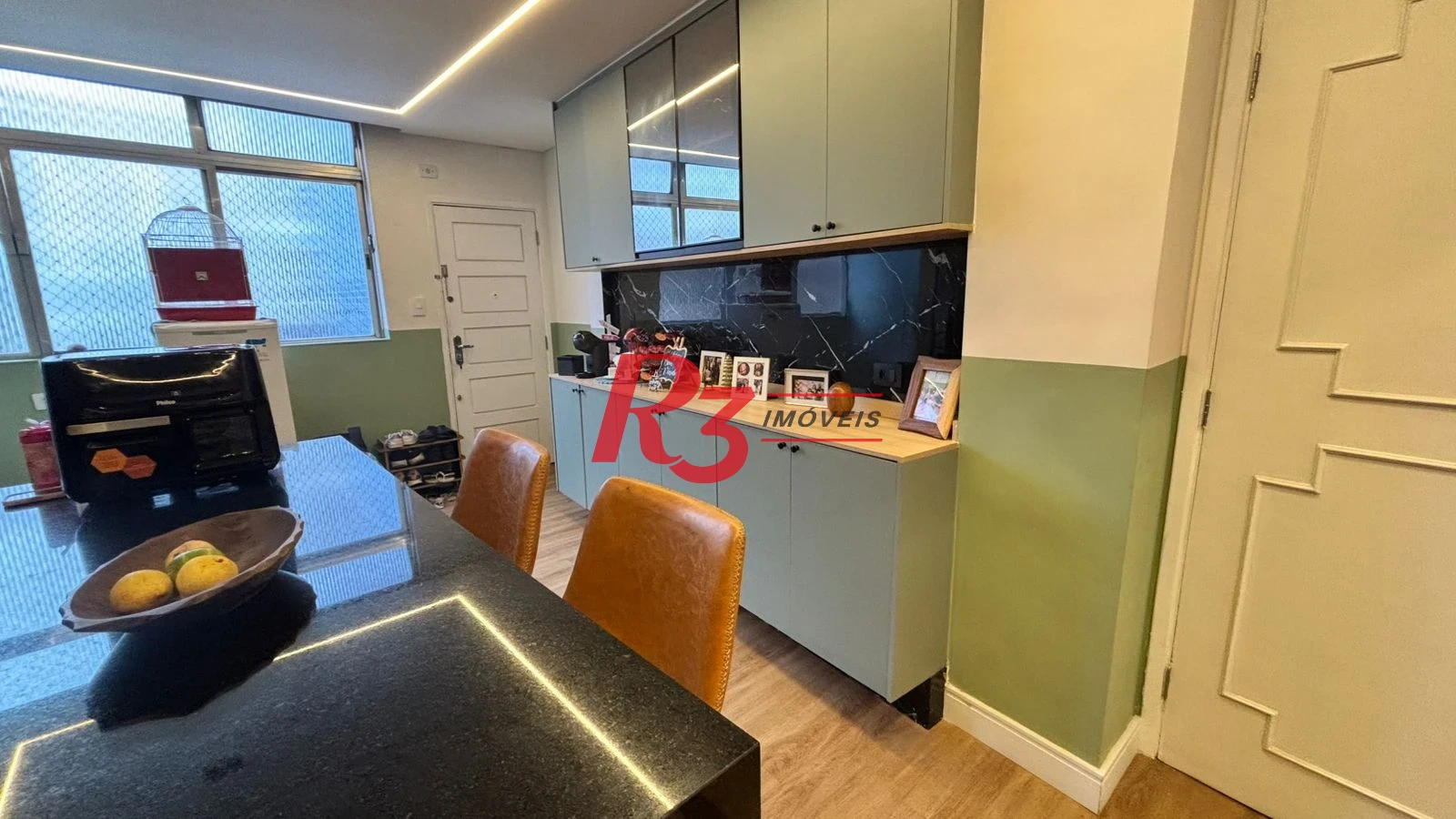 Apartamento com 3 dormitórios à venda, 157 m² por R$ 1.200.000,00 - Aparecida - Santos/SP