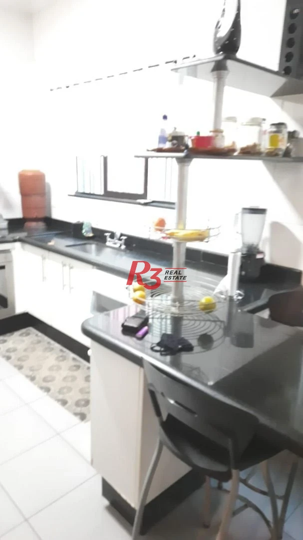 Casa com 4 dormitórios à venda, 550 m² por R$ 2.250.000,00 - Embaré - Santos/SP