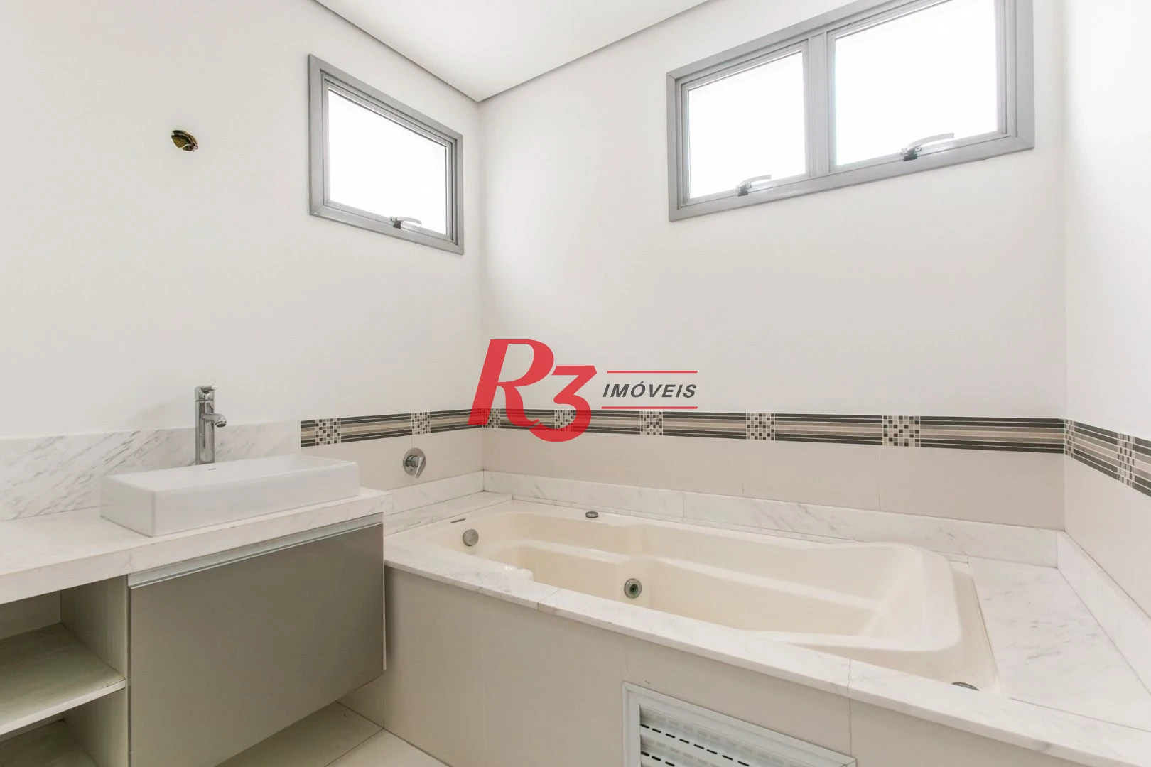 Apartamento com 4 dormitórios para alugar, 265 m² por R$ 25.000,00/mês - Boqueirão - Santos/SP