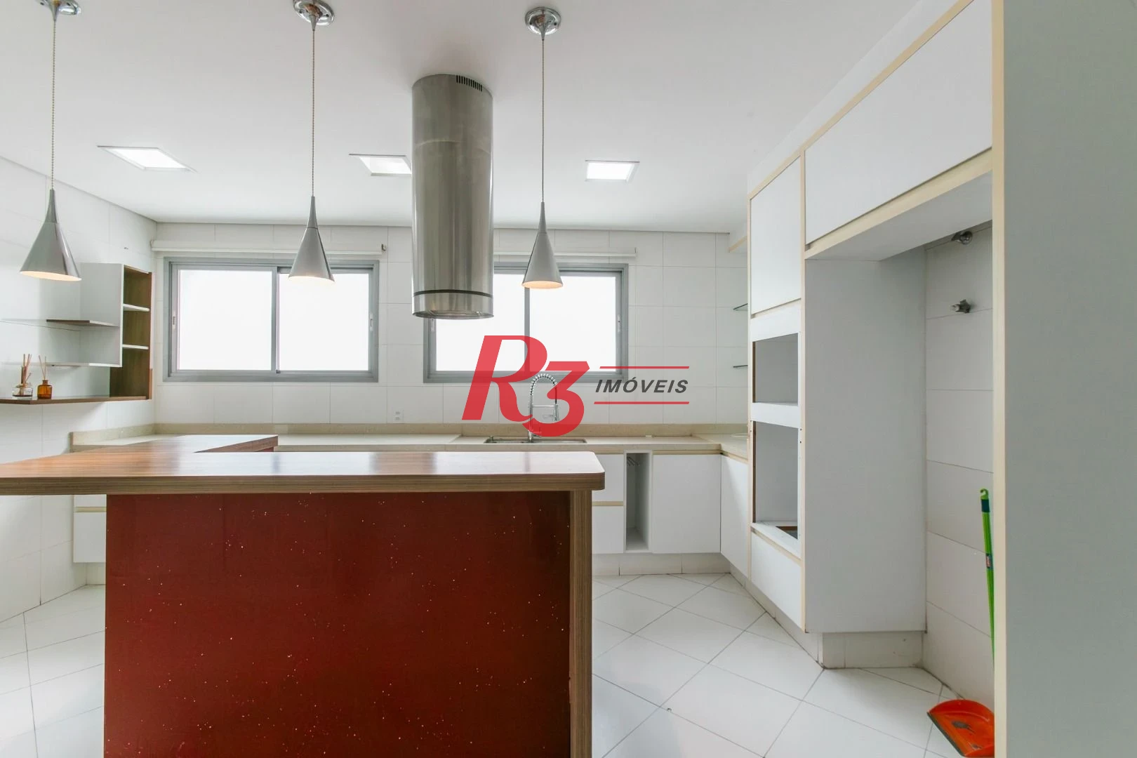 Apartamento com 4 dormitórios para alugar, 265 m² por R$ 25.000,00/mês - Boqueirão - Santos/SP