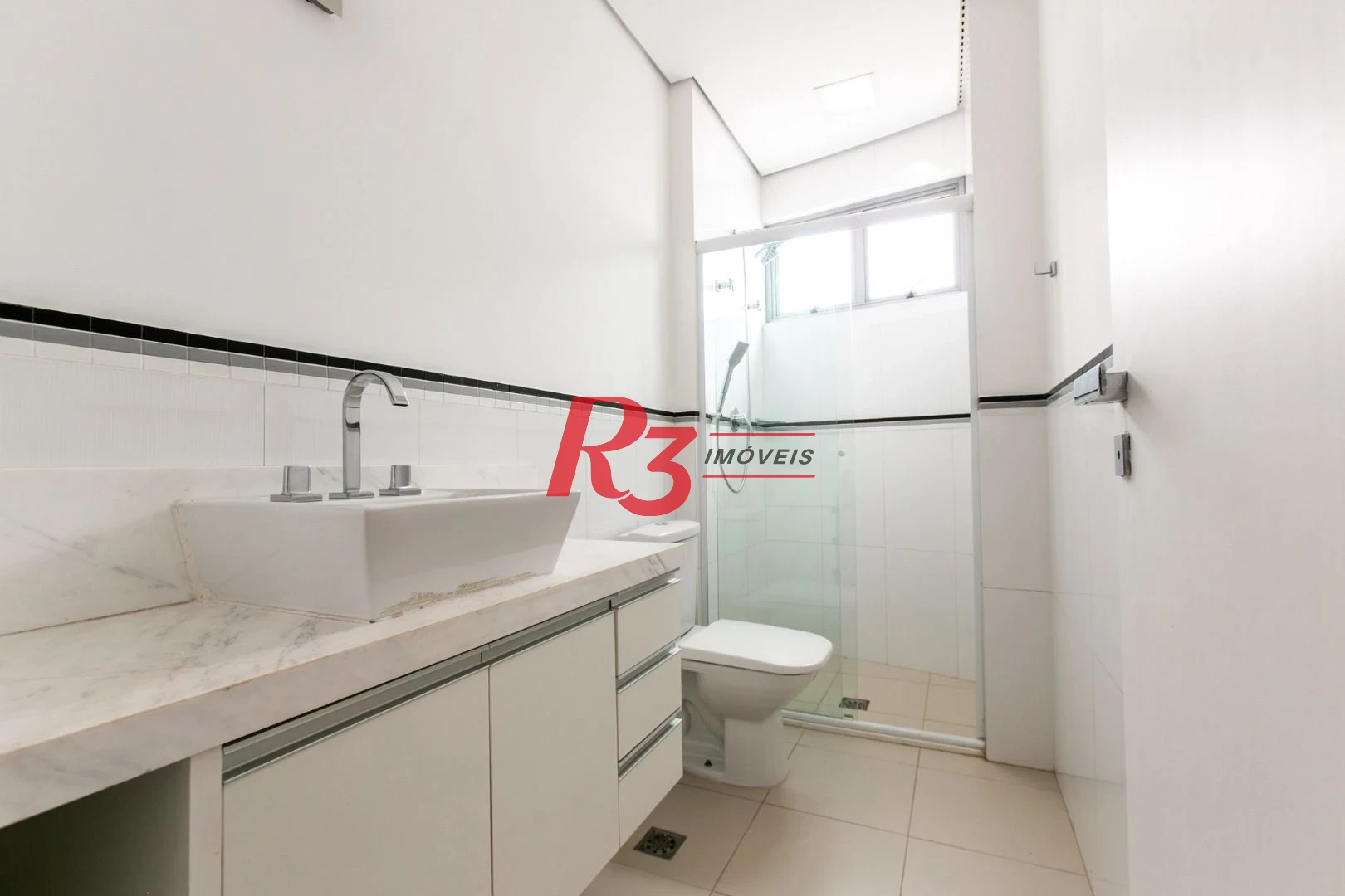 Apartamento com 4 dormitórios para alugar, 265 m² por R$ 25.000,00/mês - Boqueirão - Santos/SP