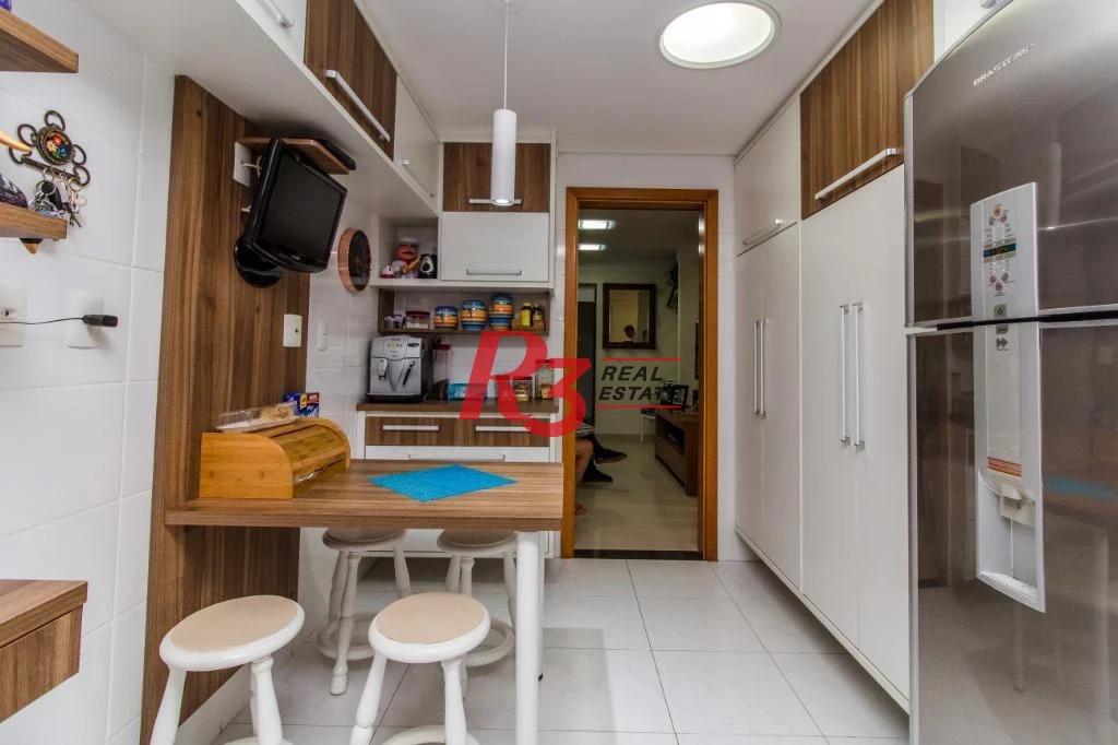 Apartamento com 4 dormitórios à venda, 191 m² - Gonzaga - Santos/SP