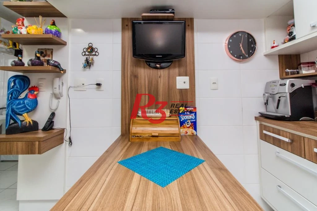Apartamento com 4 dormitórios à venda, 191 m² - Gonzaga - Santos/SP