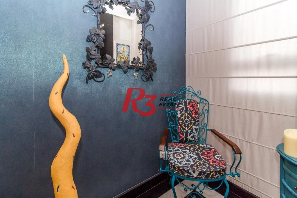 Apartamento com 4 dormitórios à venda, 191 m² - Gonzaga - Santos/SP