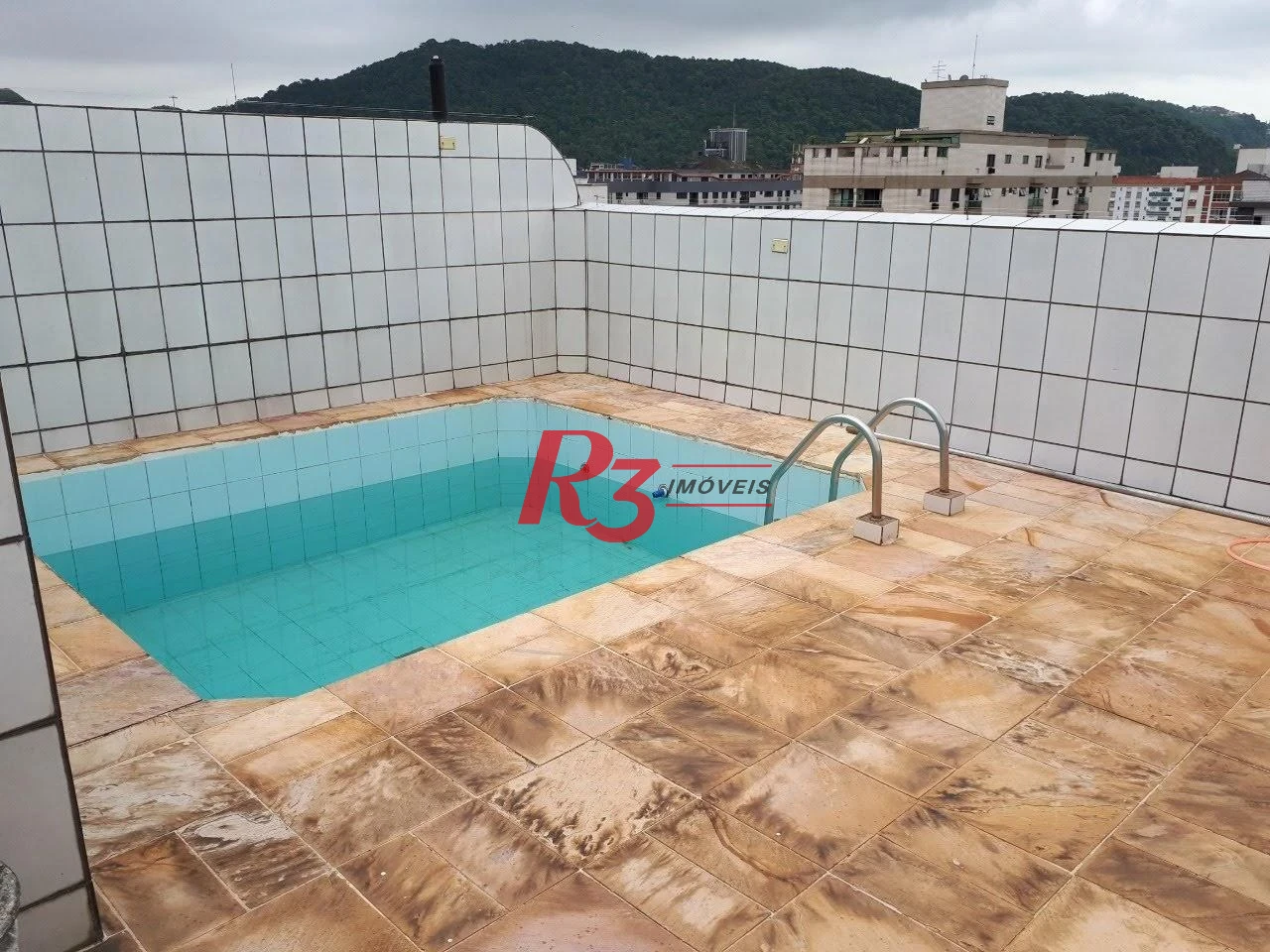 Cobertura com 2 dormitórios à venda, 260 m² por R$ 1.360.000,00 - Campo Grande - Santos/SP