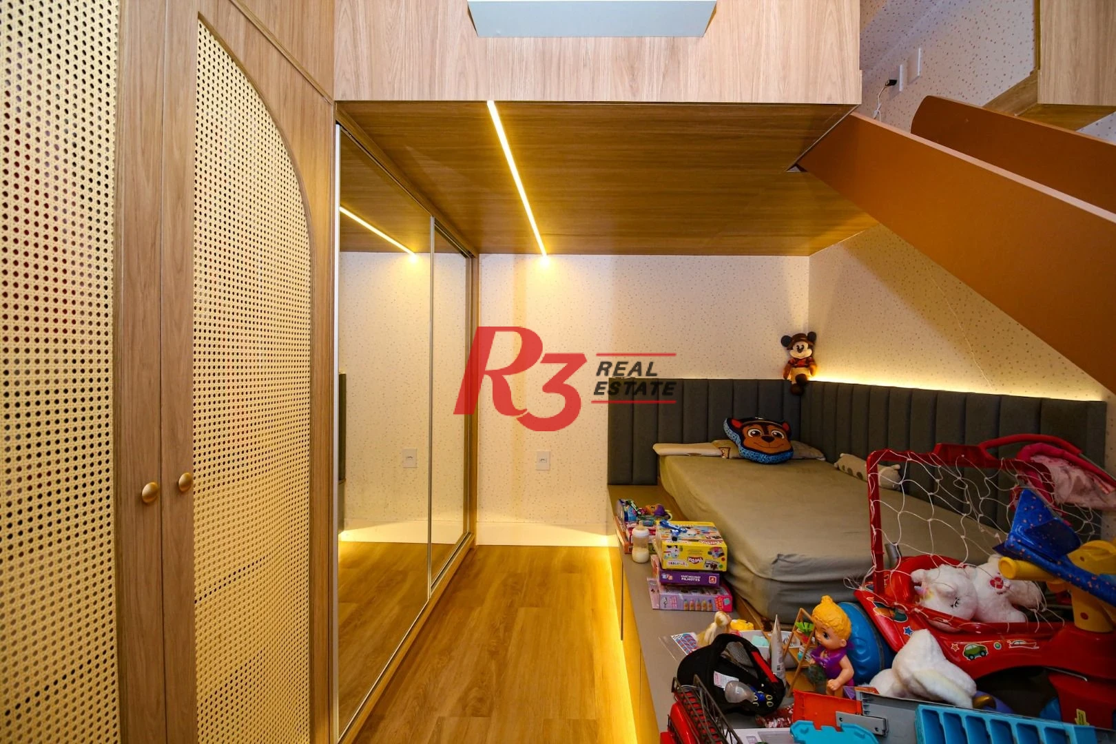 Apartamento à venda, 106 m² por R$ 2.350.000,00 - Aparecida - Santos/SP