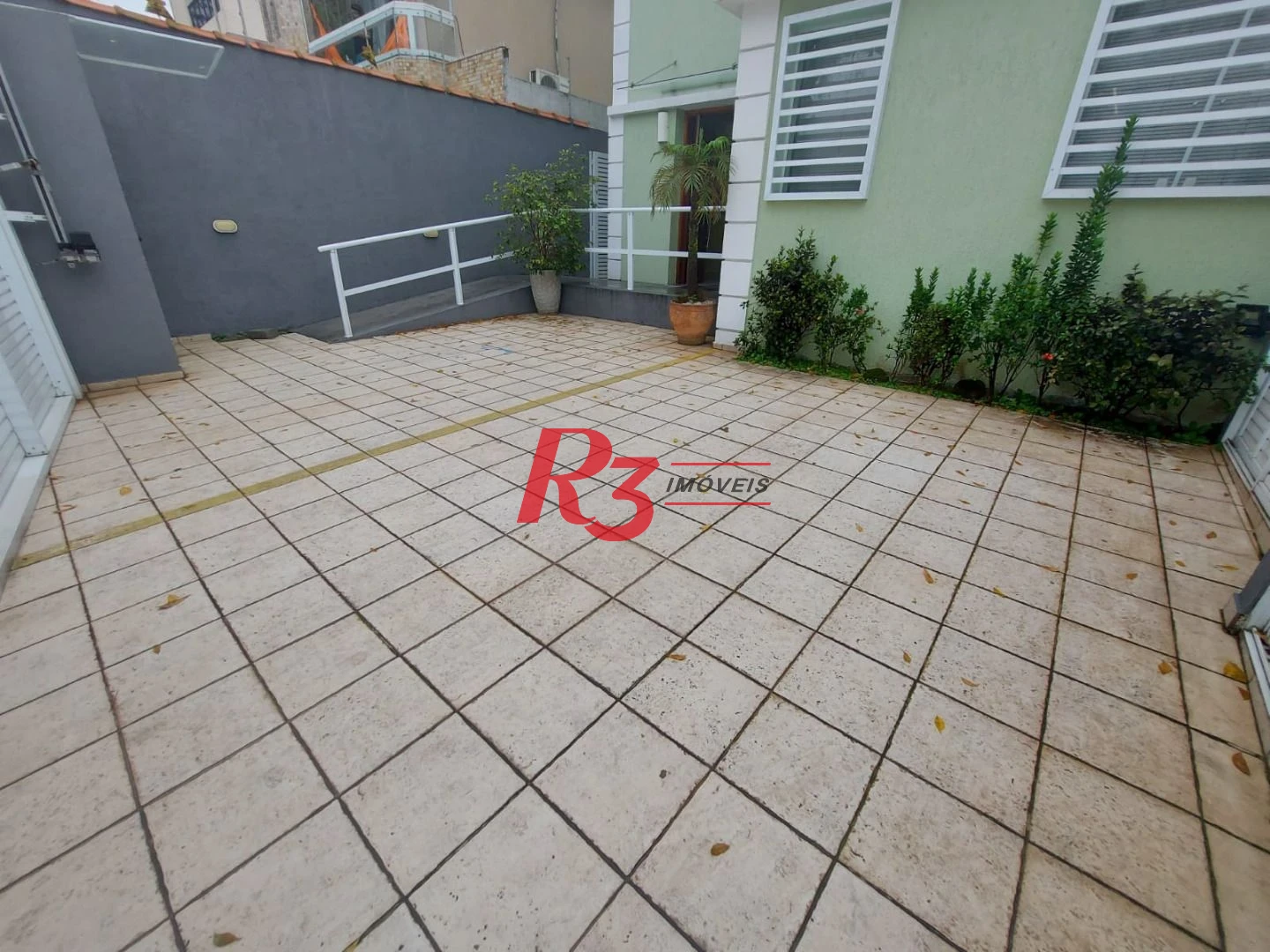 Casa com 3 dormitórios à venda, 300 m² por R$ 1.950.000,00 - Vila Belmiro - Santos/SP