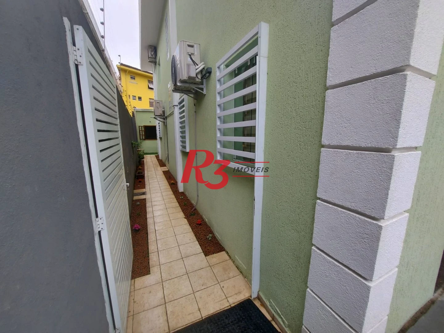 Casa com 3 dormitórios à venda, 300 m² por R$ 1.950.000,00 - Vila Belmiro - Santos/SP