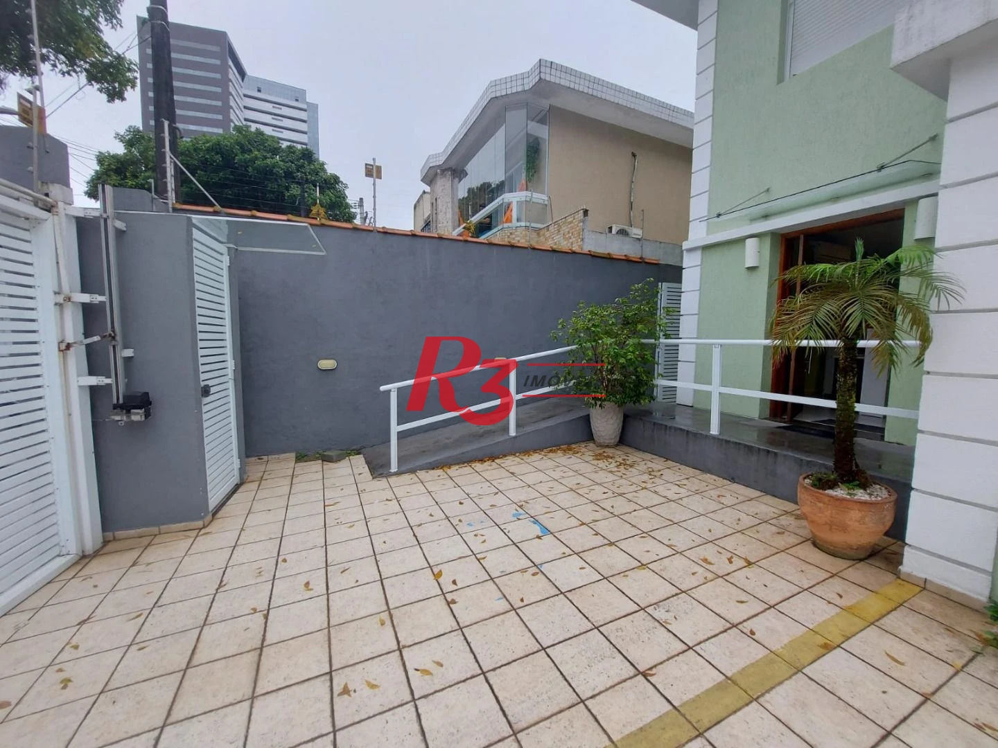 Casa com 3 dormitórios à venda, 300 m² por R$ 1.950.000,00 - Vila Belmiro - Santos/SP
