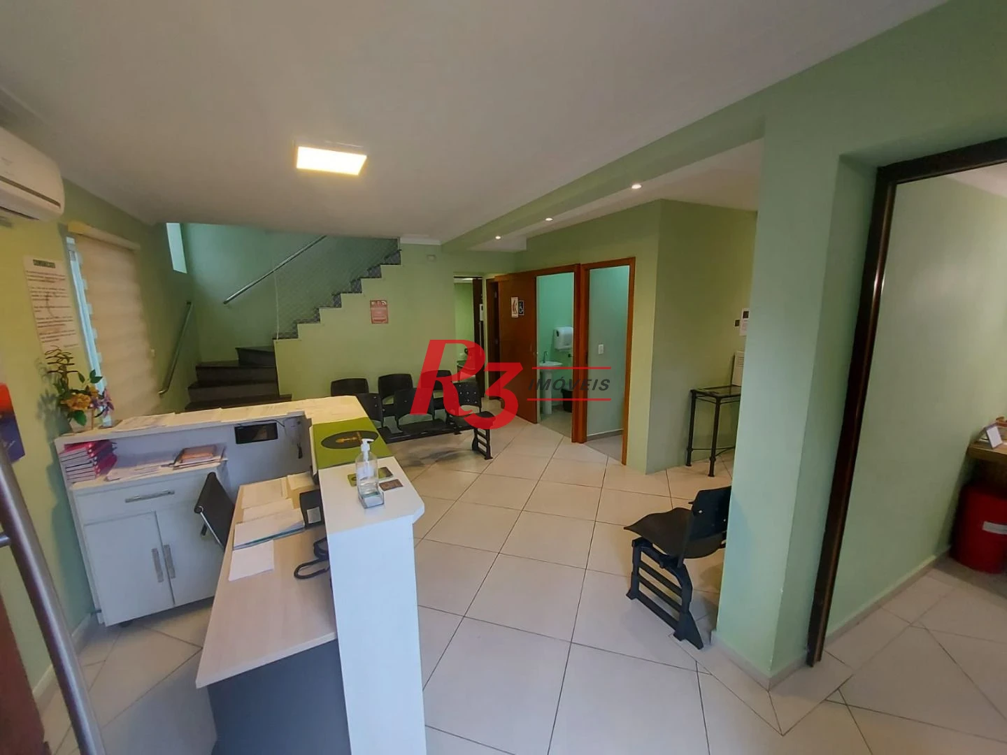 Casa com 3 dormitórios à venda, 300 m² por R$ 1.950.000,00 - Vila Belmiro - Santos/SP