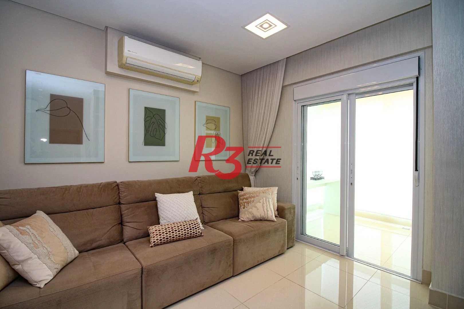 Apartamento com 3 dormitórios à venda, 170 m² por R$ 2.490.000,00 - Boqueirão - Santos/SP