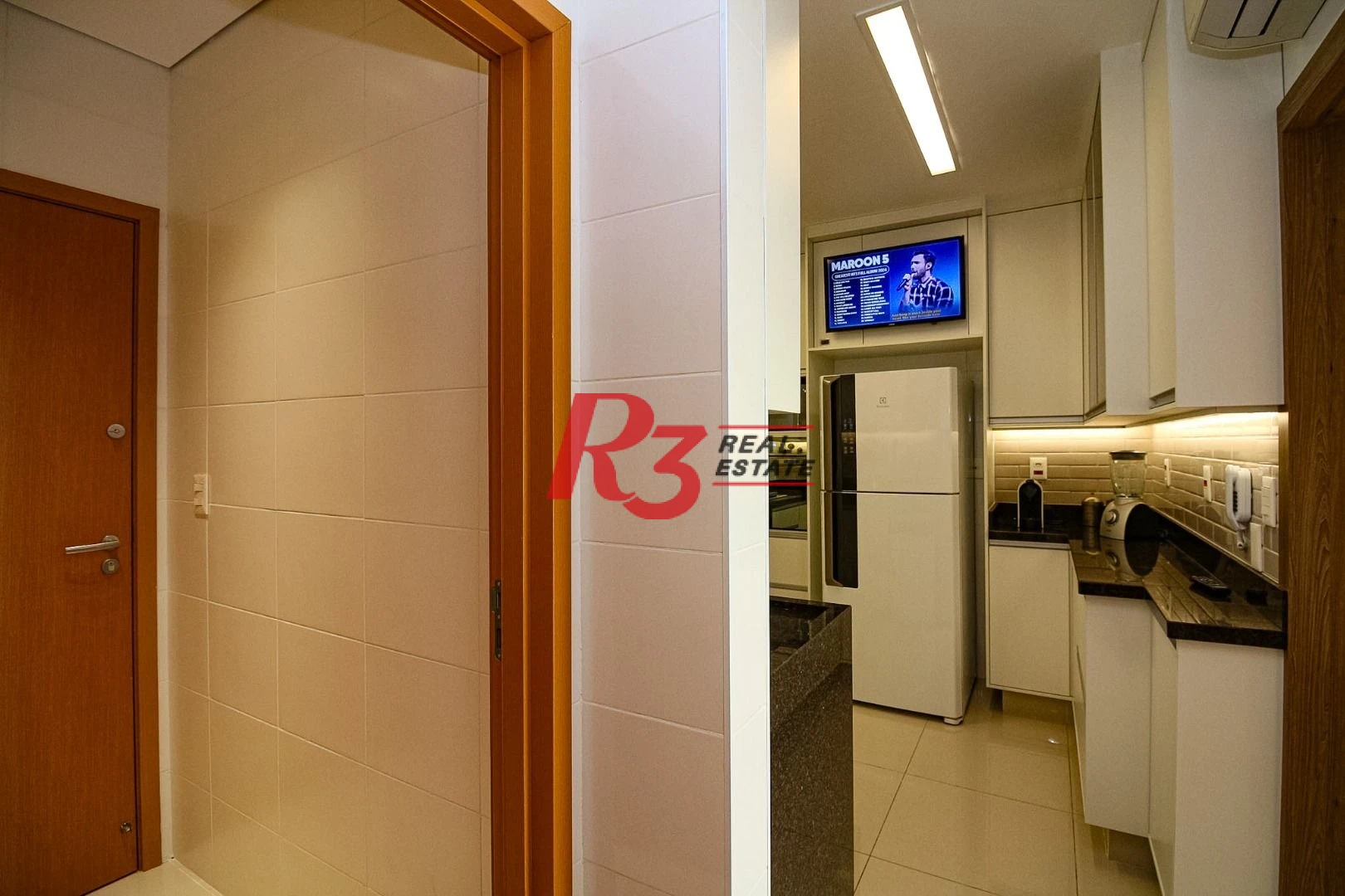 Apartamento com 3 dormitórios à venda, 170 m² por R$ 2.490.000,00 - Boqueirão - Santos/SP