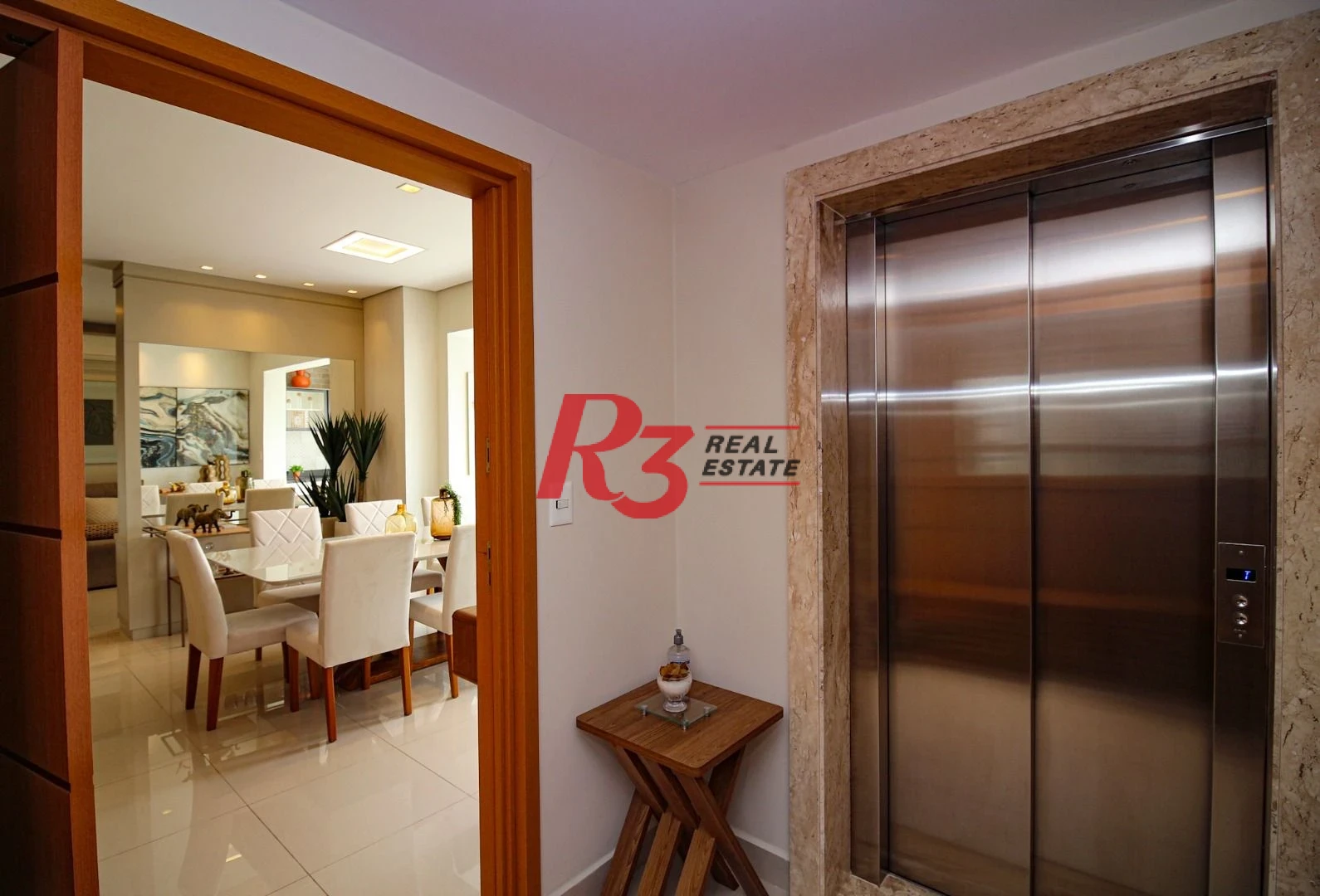 Apartamento com 3 dormitórios à venda, 170 m² por R$ 2.490.000,00 - Boqueirão - Santos/SP