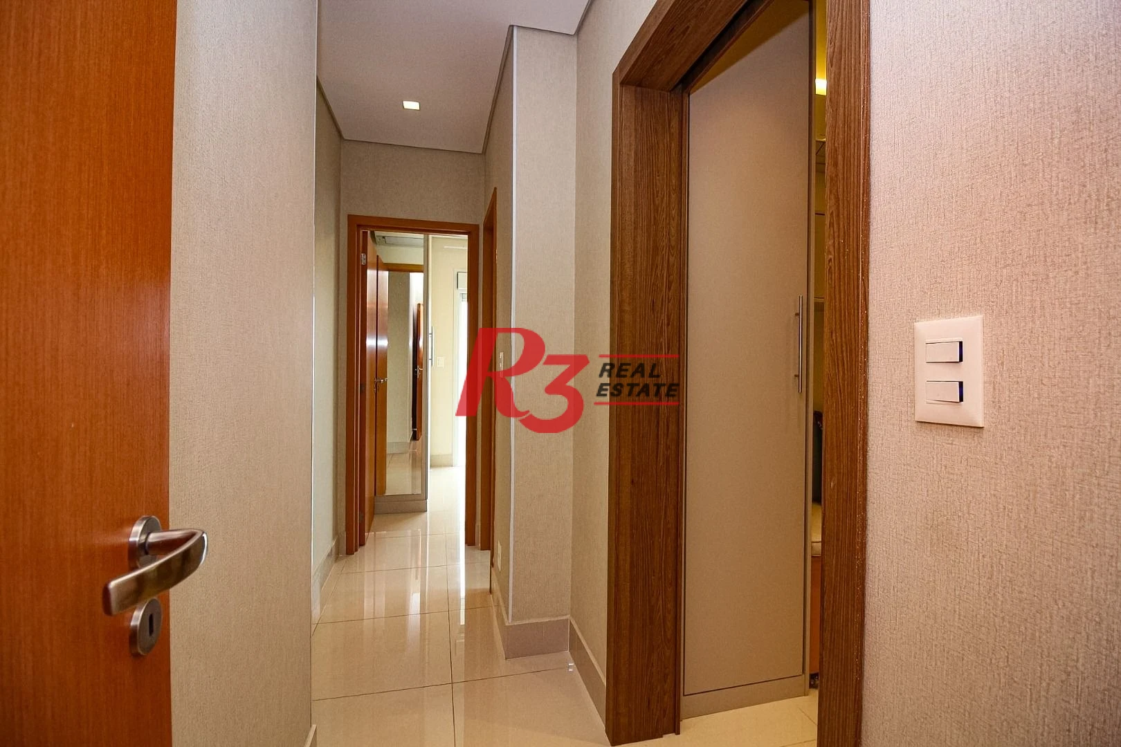 Apartamento com 3 dormitórios à venda, 170 m² por R$ 2.490.000,00 - Boqueirão - Santos/SP