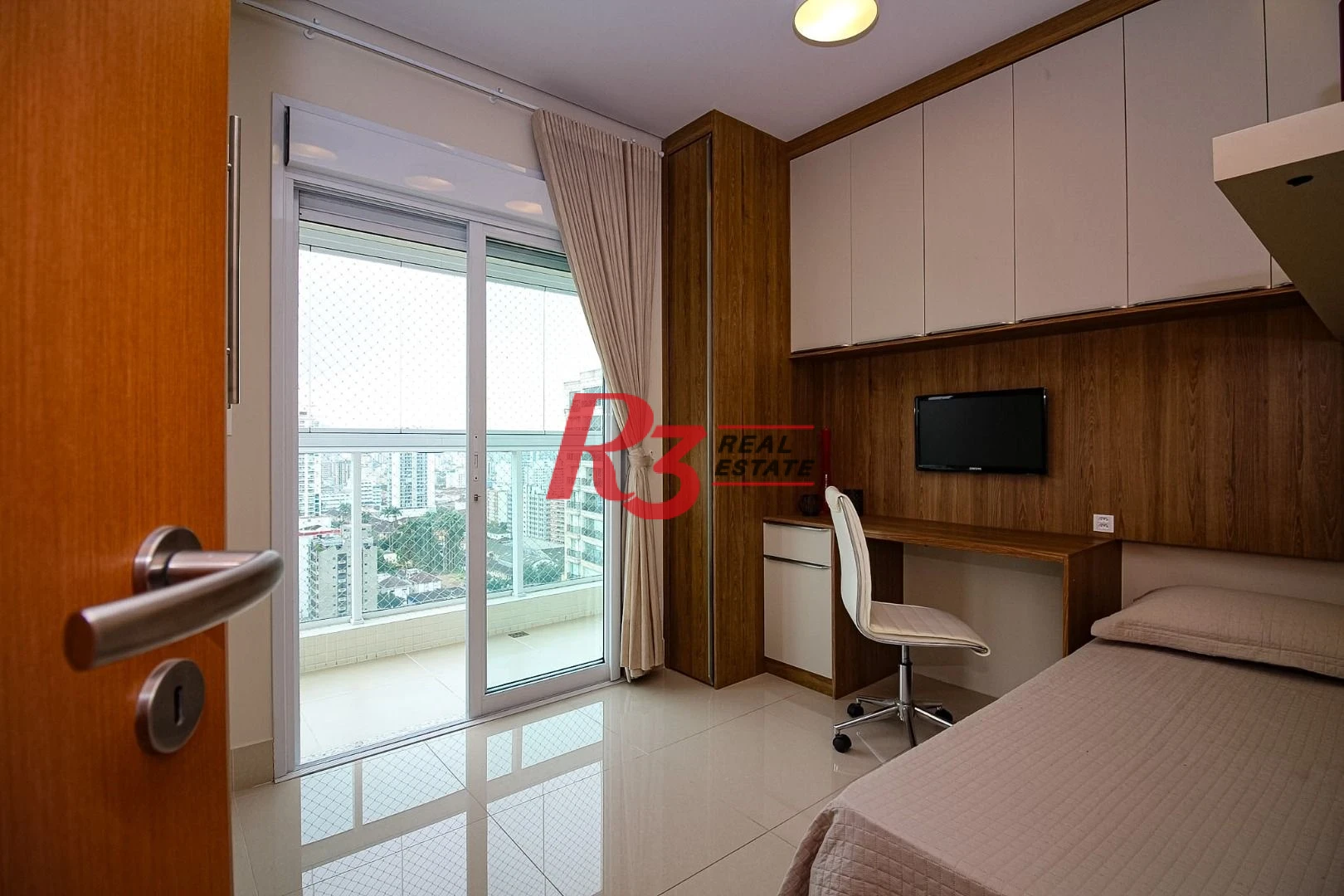 Apartamento com 3 dormitórios à venda, 170 m² por R$ 2.490.000,00 - Boqueirão - Santos/SP