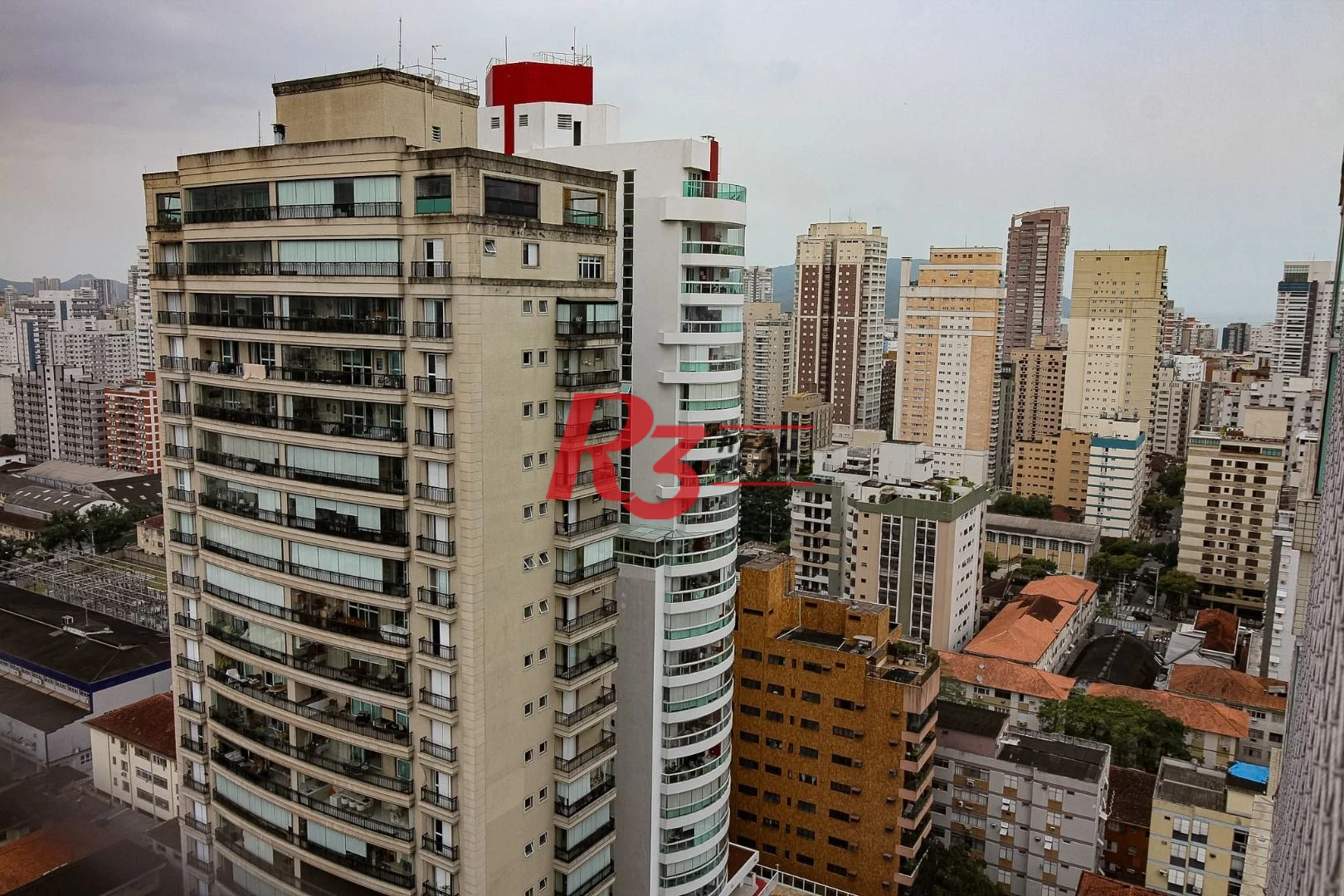 Apartamento com 3 dormitórios à venda, 170 m² por R$ 2.490.000,00 - Boqueirão - Santos/SP