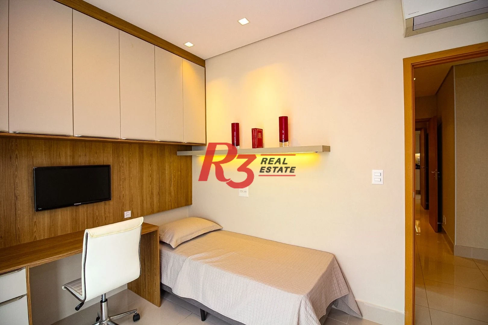 Apartamento com 3 dormitórios à venda, 170 m² por R$ 2.490.000,00 - Boqueirão - Santos/SP