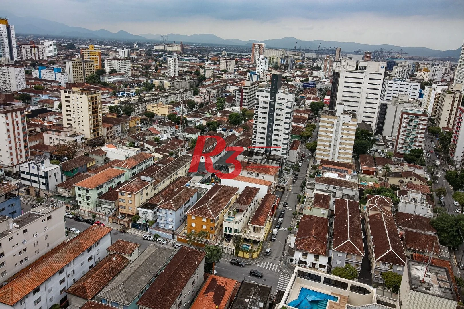 Apartamento com 3 dormitórios à venda, 170 m² por R$ 2.490.000,00 - Boqueirão - Santos/SP