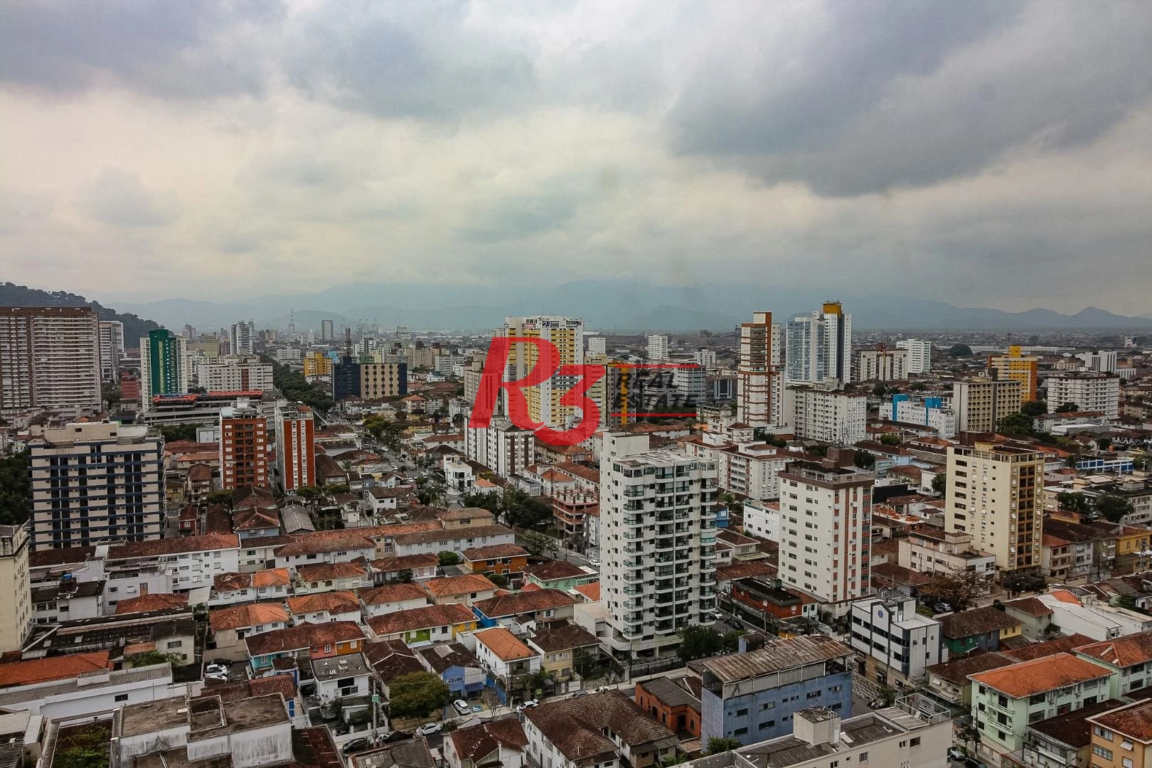 Apartamento com 3 dormitórios à venda, 170 m² por R$ 2.490.000,00 - Boqueirão - Santos/SP
